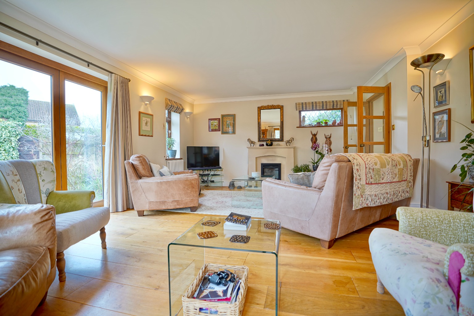 4 bed detached house for sale in Van Diemans Way, Huntingdon 2