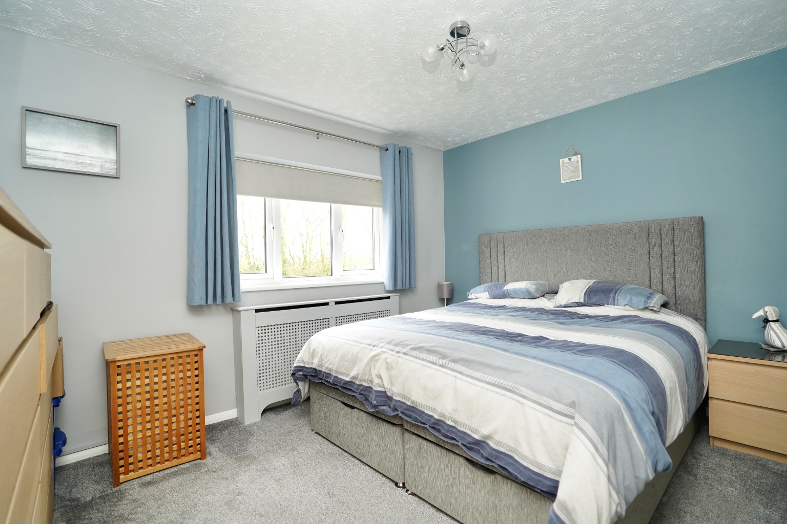 4 bed detached house for sale in Pasture Close, Huntingdon 7