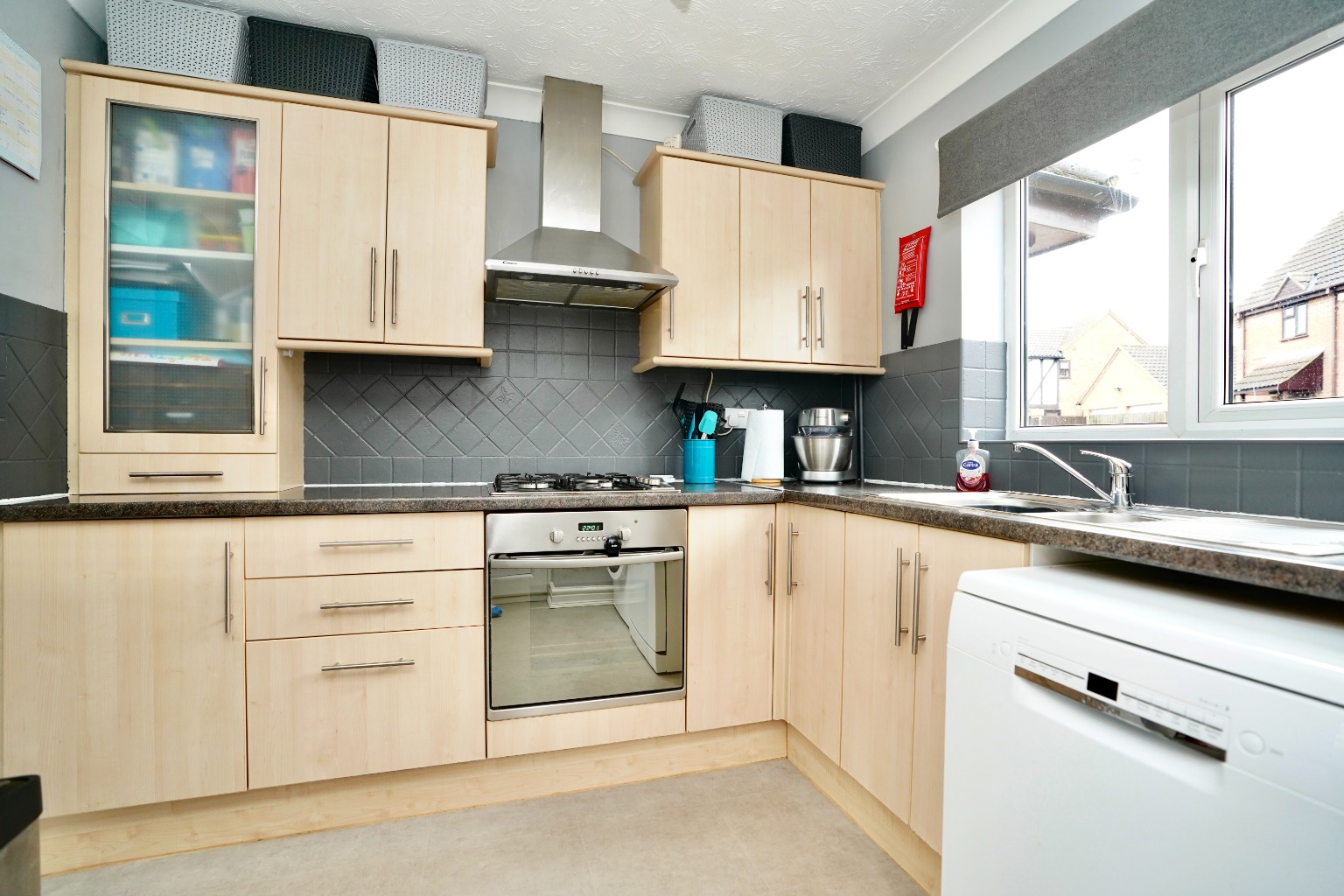 4 bed detached house for sale in Pasture Close, Huntingdon 5