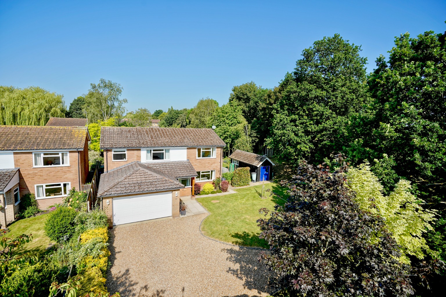 4 bed detached house for sale in Ware Lane, Huntingdon  - Property Image 1