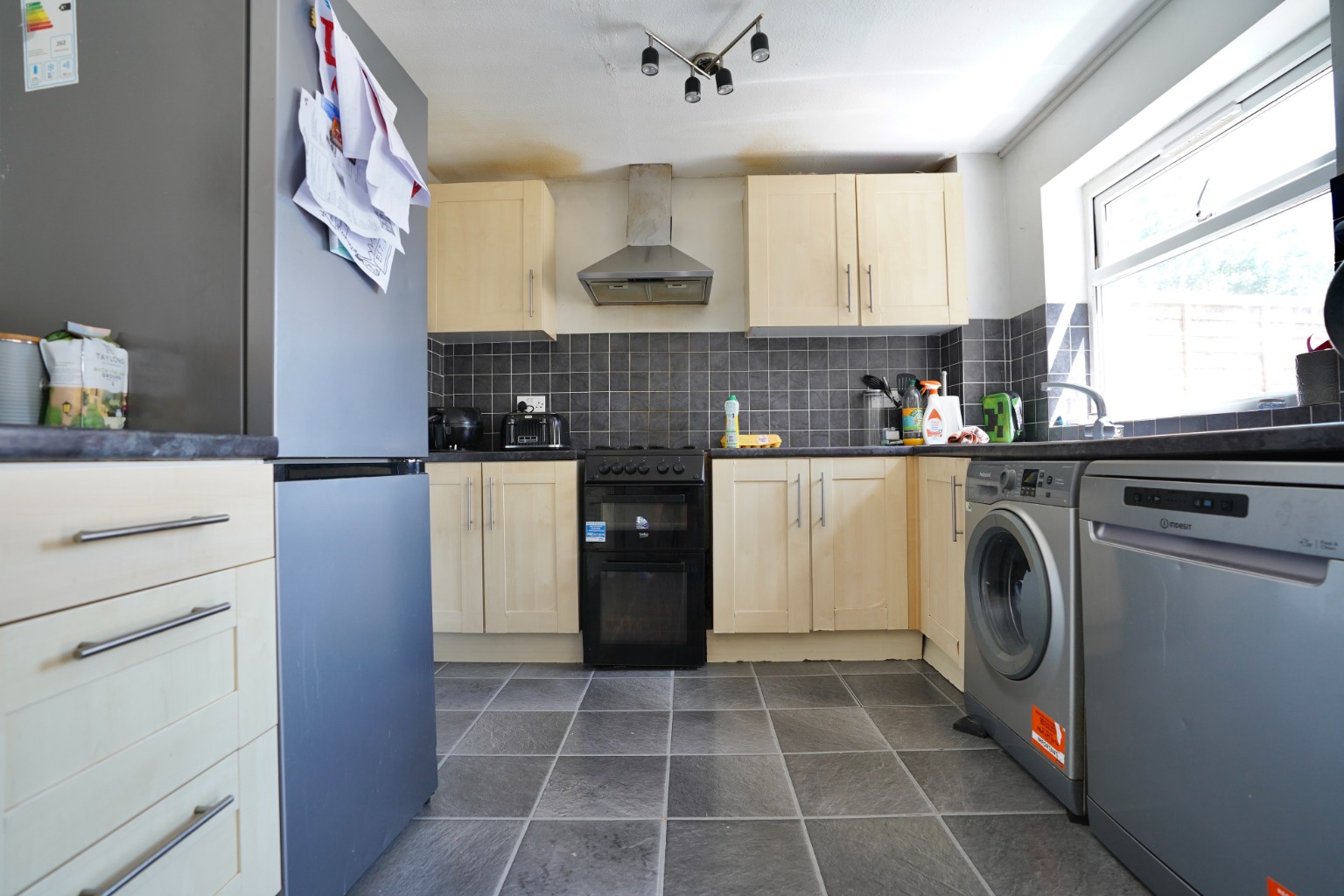 3 bed semi-detached house for sale in Westfield Road, Huntingdon  - Property Image 3