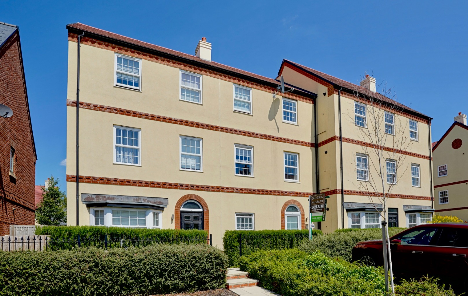 2 bed flat for sale in Walston Way, Huntingdon - Property Image 1