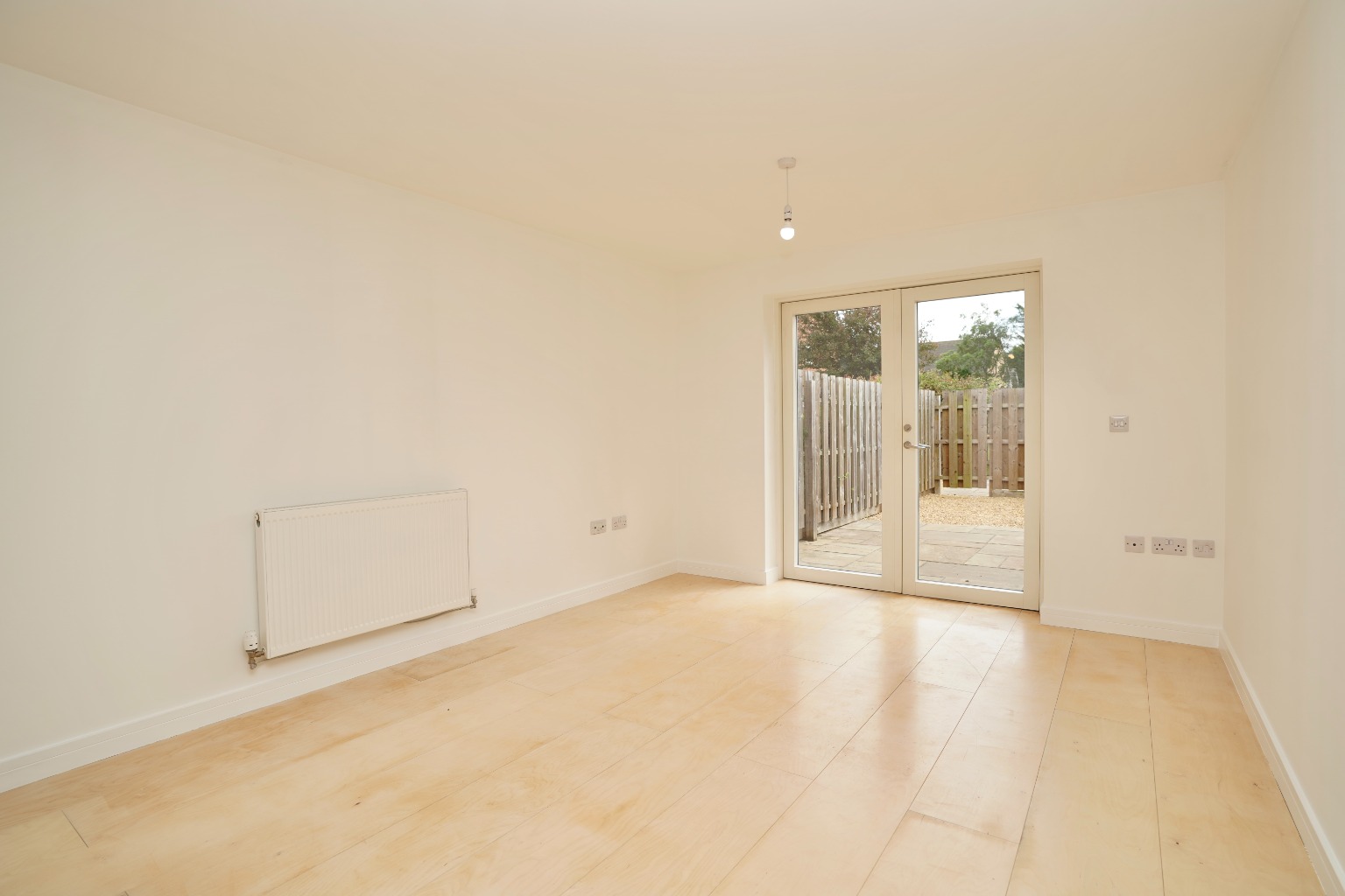 2 bed ground floor flat for sale in Fairfields Drive, Huntingdon  - Property Image 5