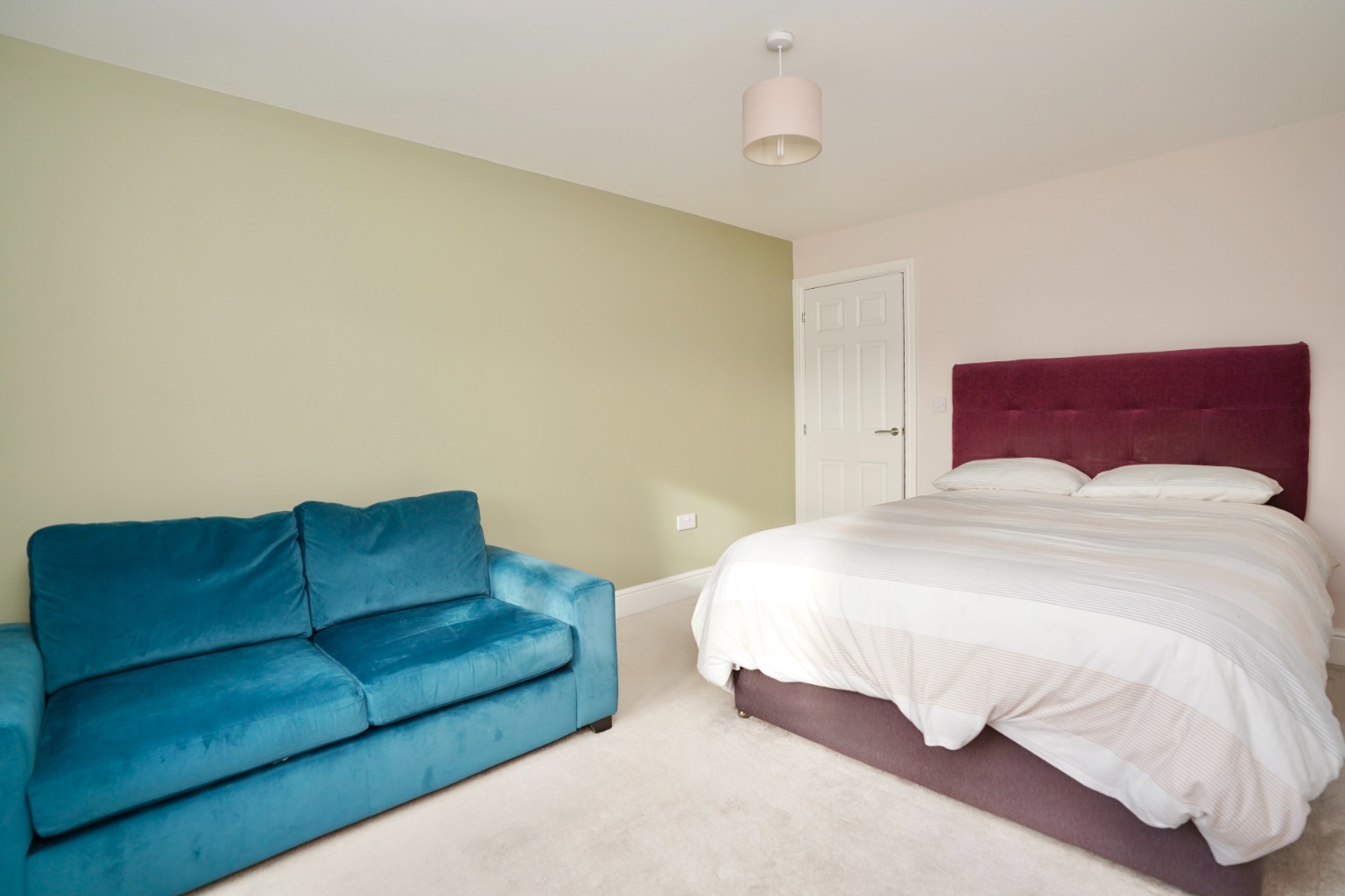 4 bed detached house for sale in Apple Tree Close, Huntingdon 9