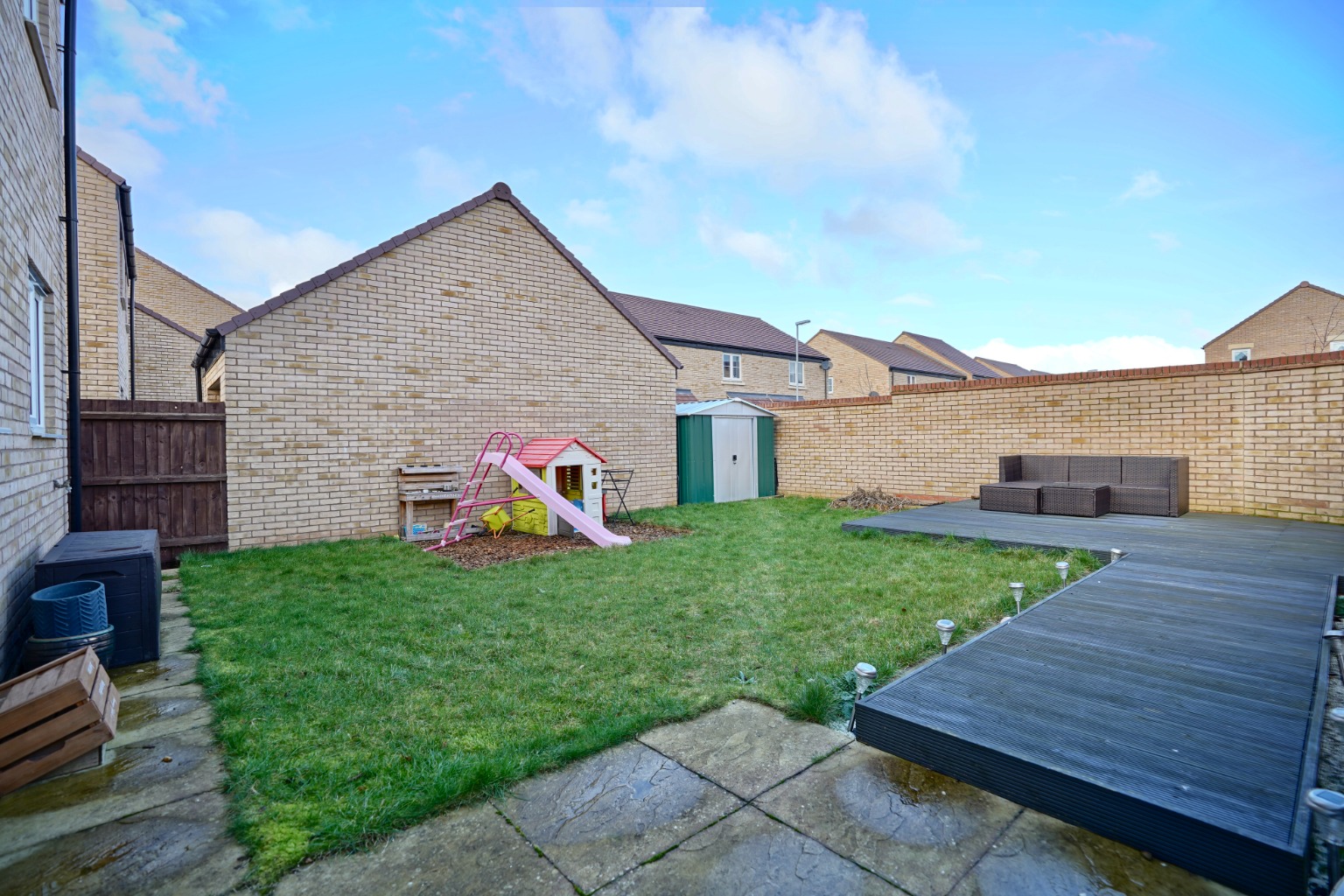 4 bed detached house for sale in Apple Tree Close, Huntingdon  - Property Image 5
