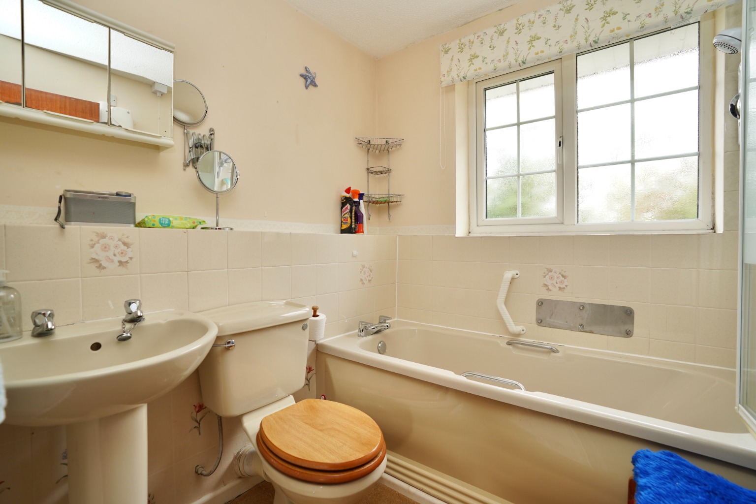 3 bed semi-detached house for sale in Morden Road, Cambridge 9
