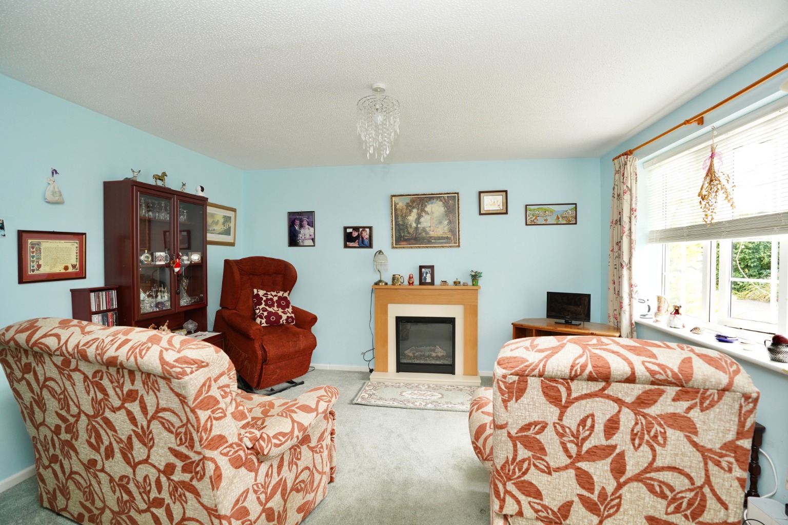 3 bed semi-detached house for sale in Morden Road, Cambridge 2