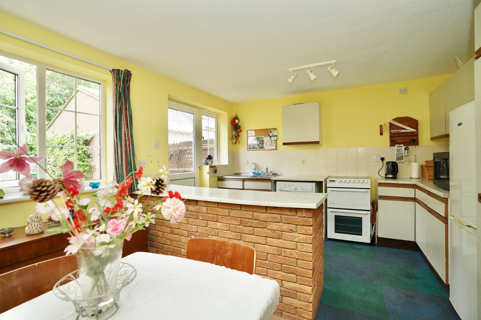 3 bed semi-detached house for sale in Morden Road, Cambridge  - Property Image 2