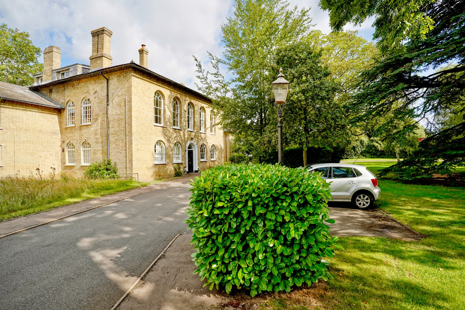 2 bed ground floor flat for sale in Limes Park Road, St. Ives 1