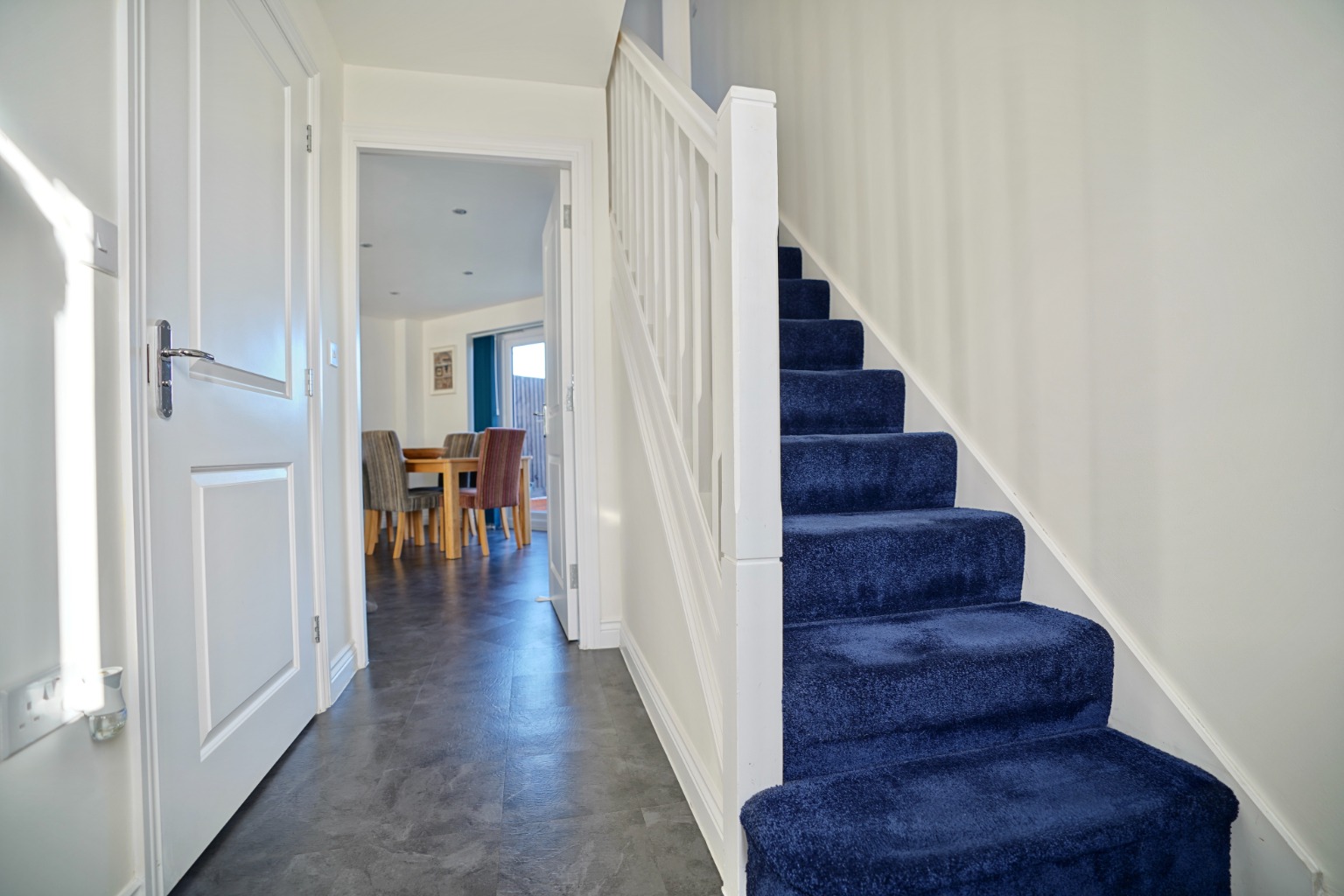 4 bed semi-detached house for sale in Cromwell Crescent, Cambridge  - Property Image 7