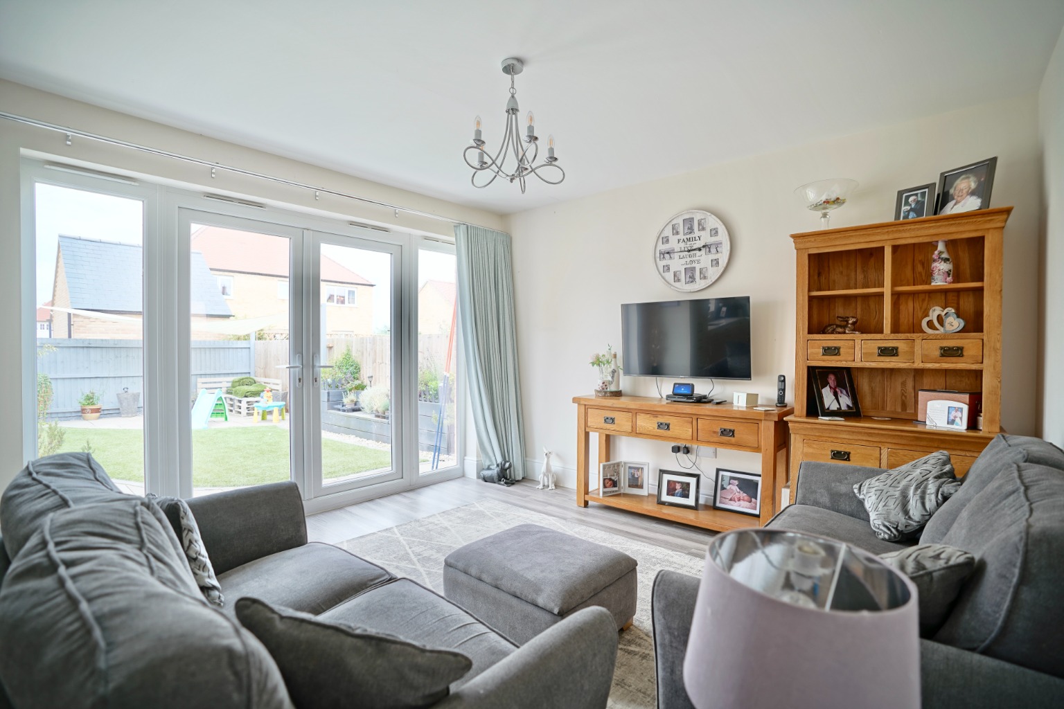 4 bed detached house for sale in Peccle Close, Huntingdon  - Property Image 5