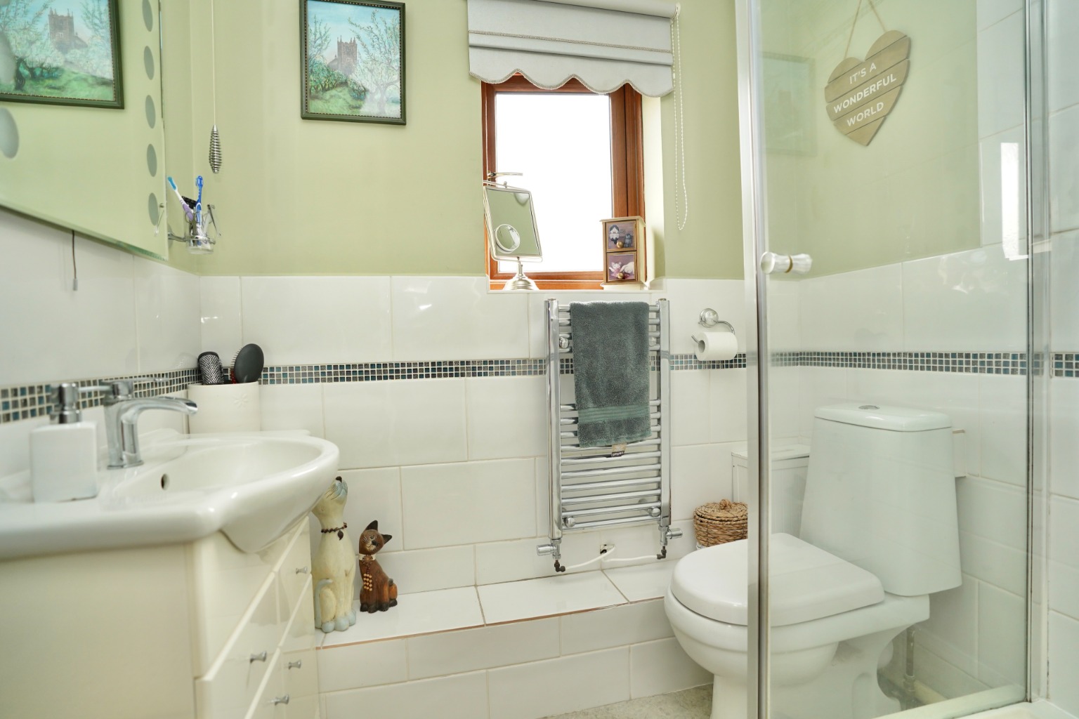 3 bed detached house for sale in Parkgate, Huntingdon 9