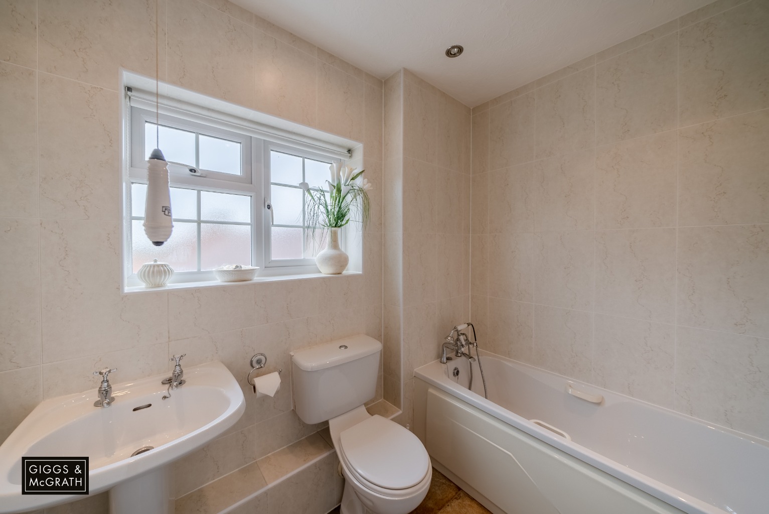 4 bed detached house for sale in Hayling Close, Huntingdon 11