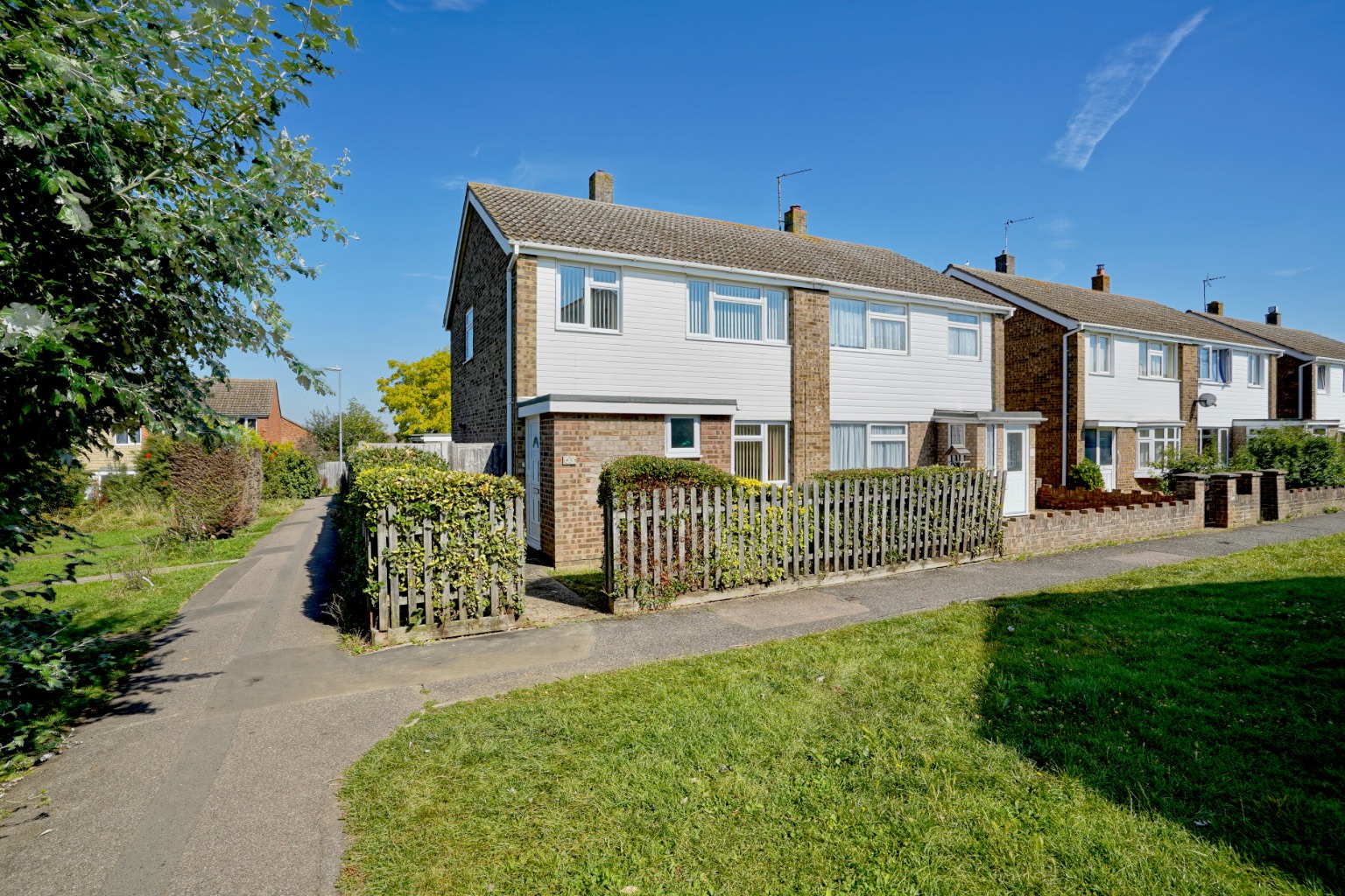 3 bed semi-detached house for sale in Shakespeare Road, St Ives  - Property Image 2