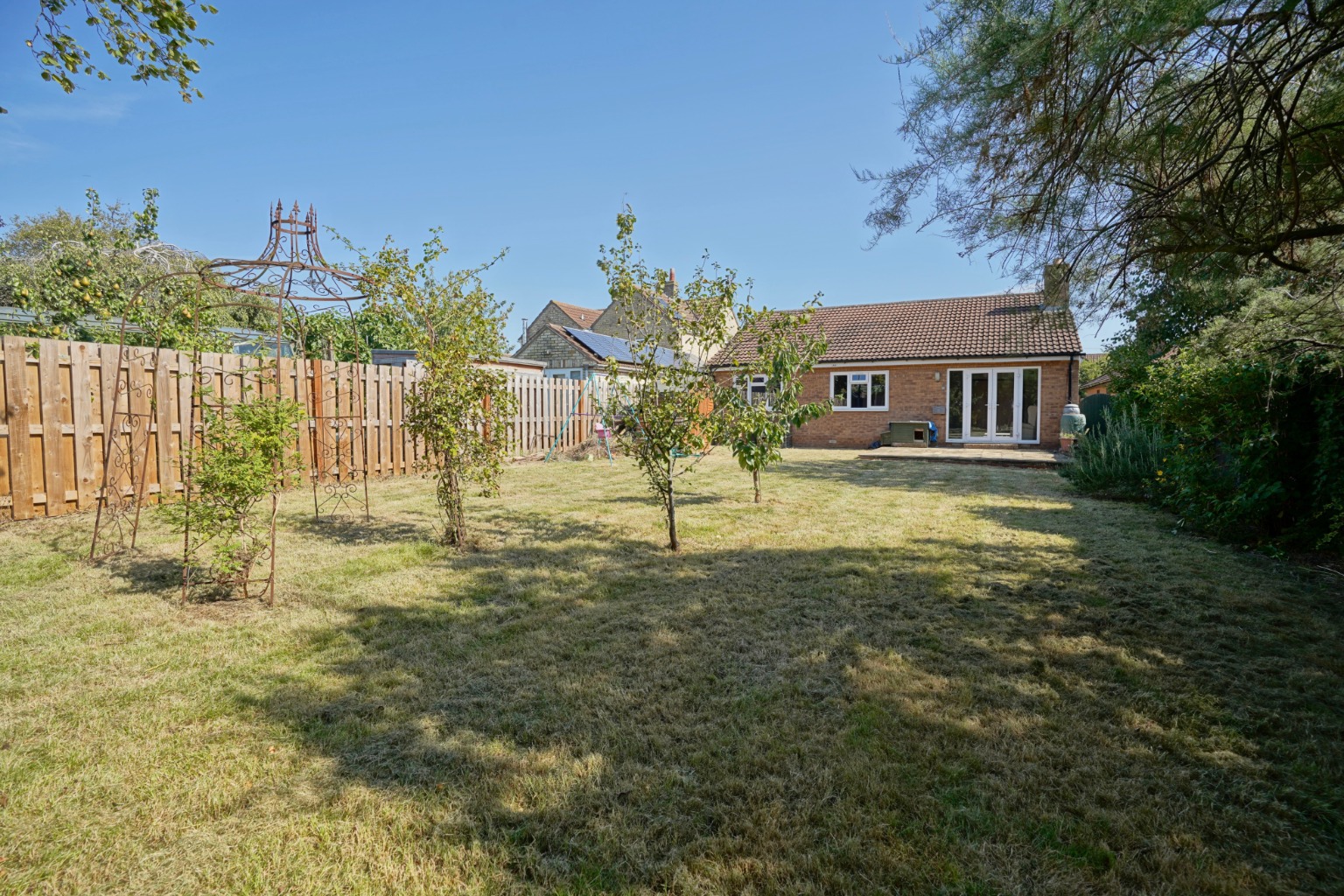 3 bed detached bungalow for sale in Sapley Road, Huntingdon  - Property Image 10