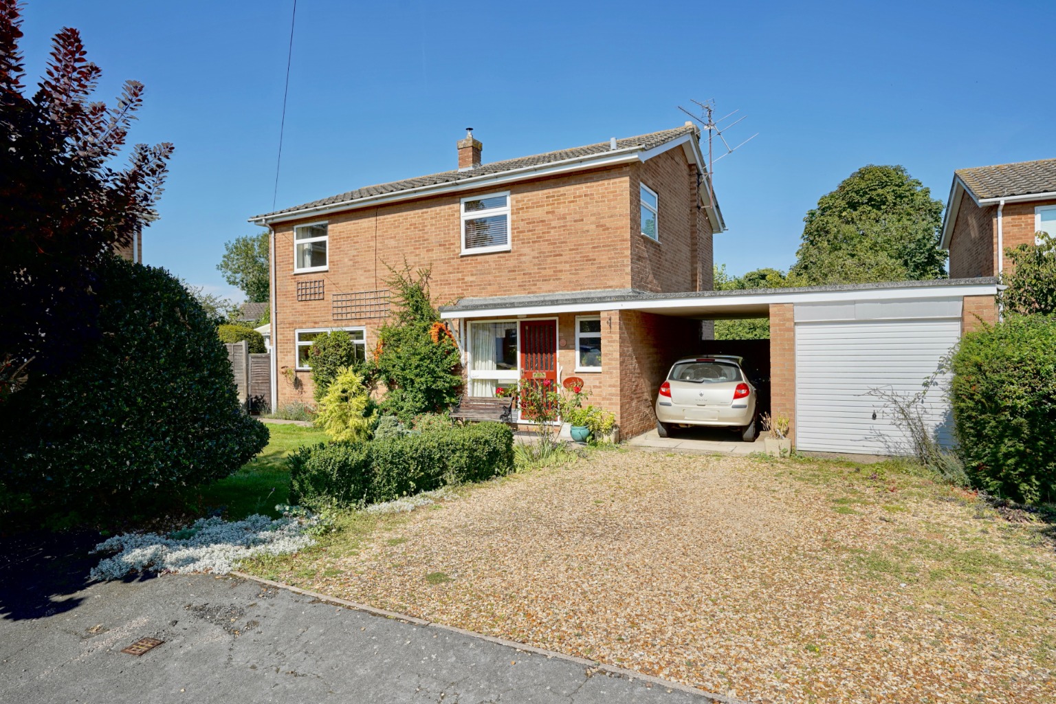 4 bed detached house for sale in St Johns Place, Huntingdon - Property Image 1