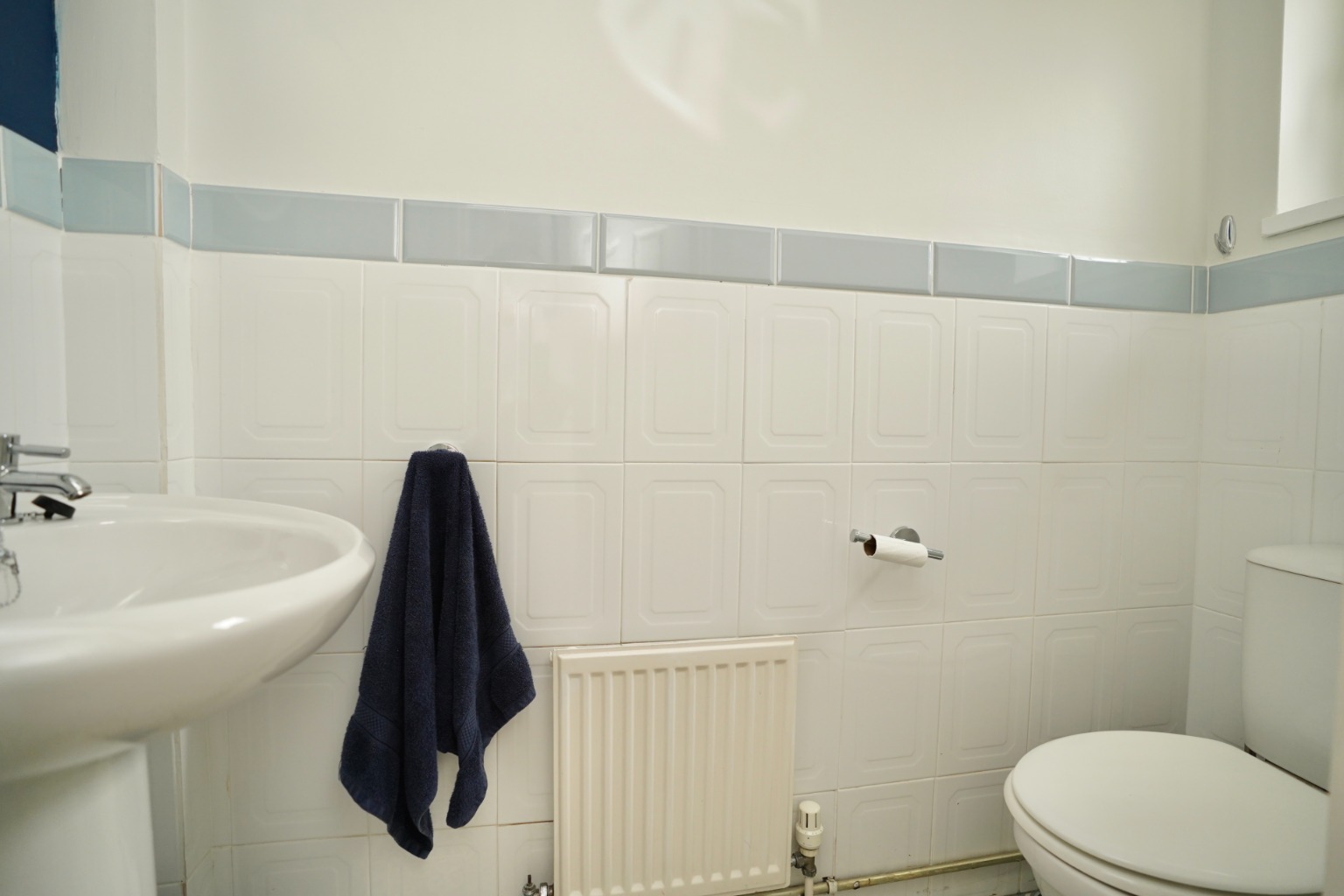 3 bed detached house for sale in Hillfield, Huntingdon 6