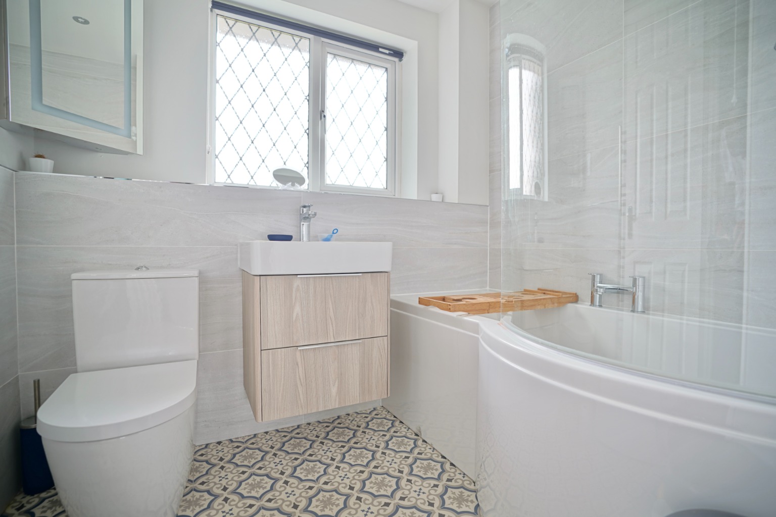 3 bed detached house for sale in Hillfield, Huntingdon 12