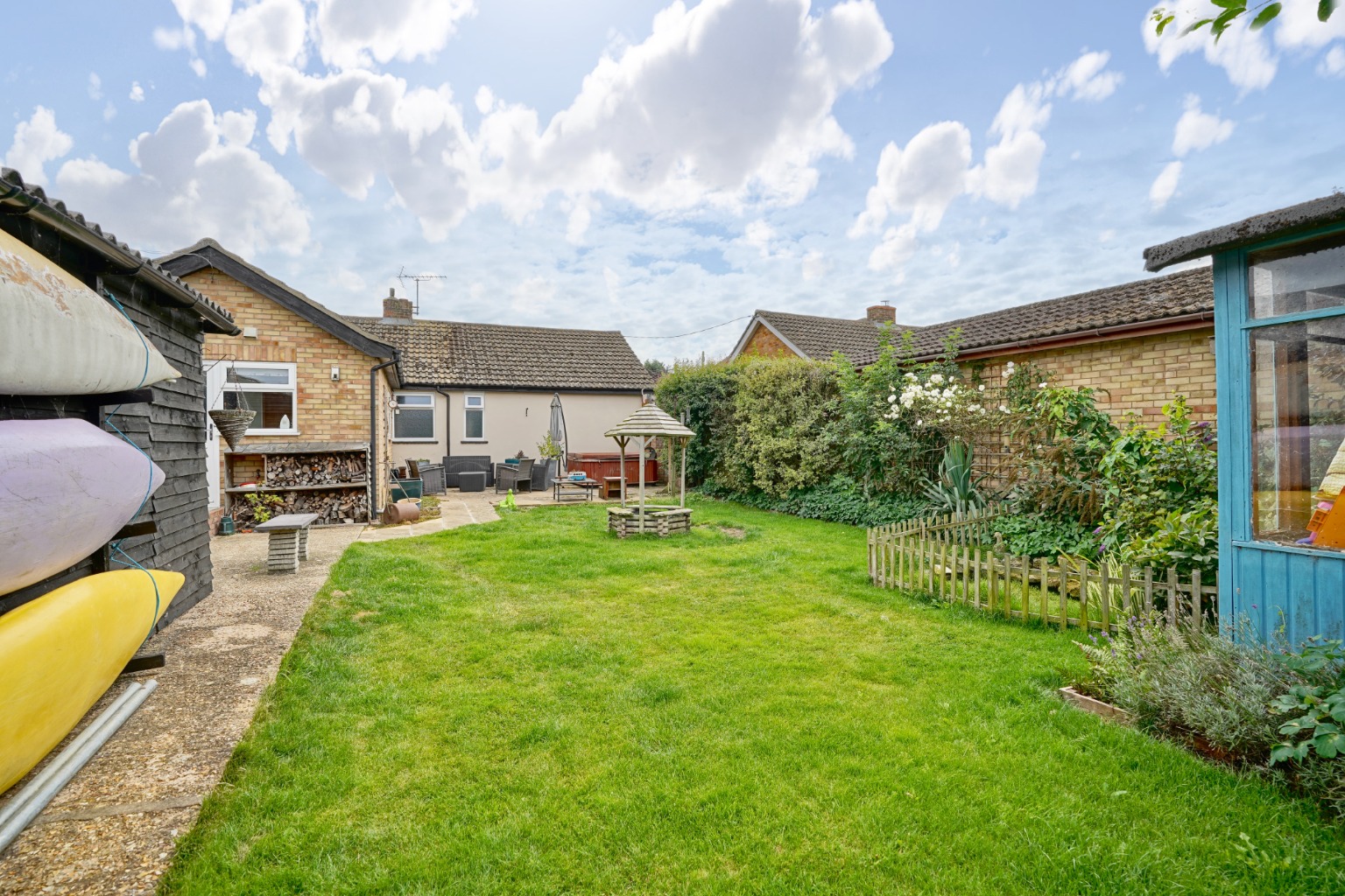 4 bed detached bungalow for sale in Parkhall Road, Huntingdon  - Property Image 15