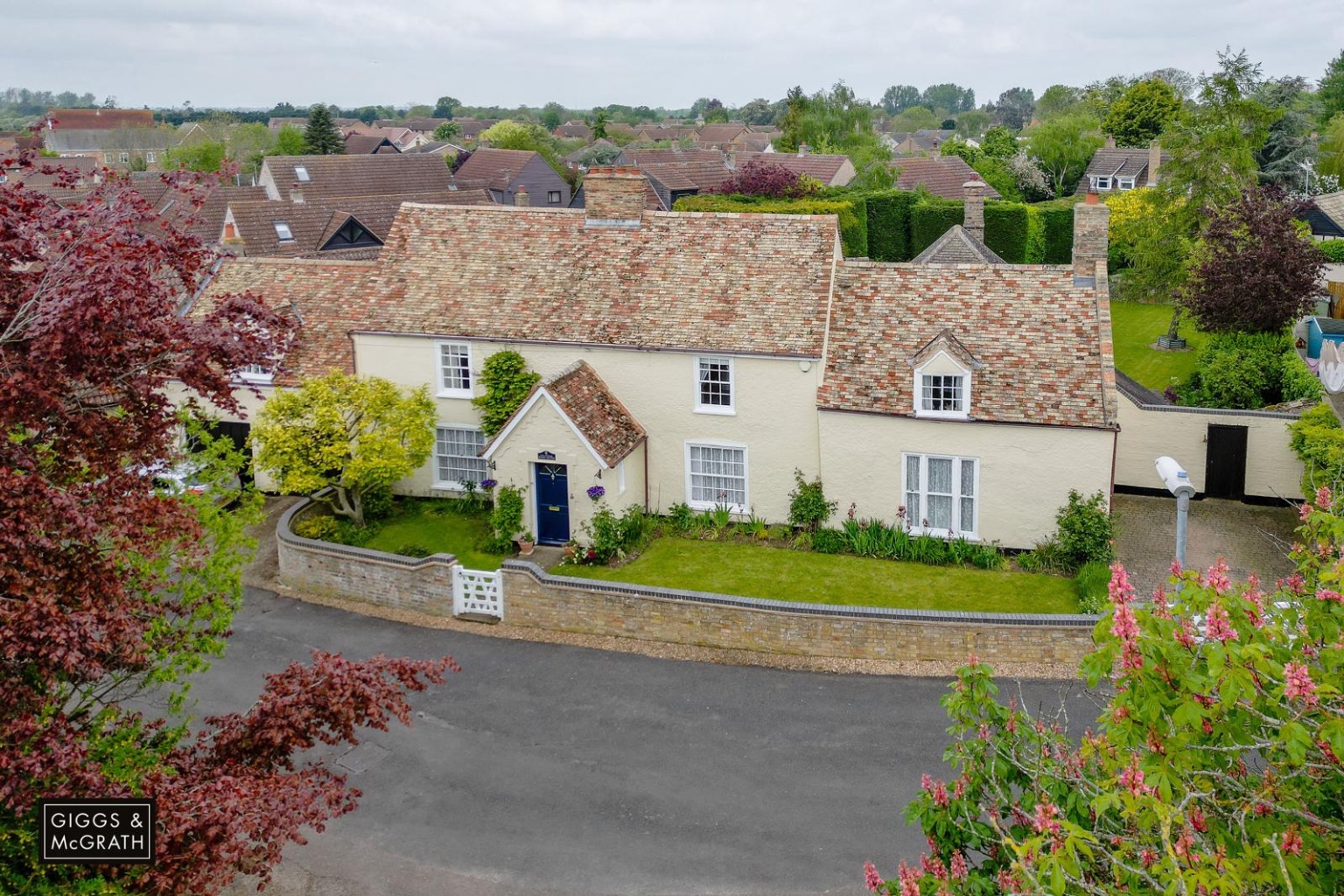 5 bed detached house for sale in Church Street, Cambridge  - Property Image 1