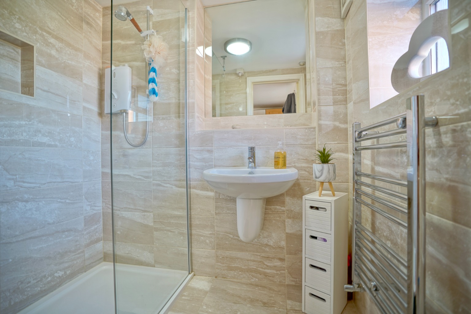 4 bed semi-detached house for sale in Coldhams South, Huntingdon 11