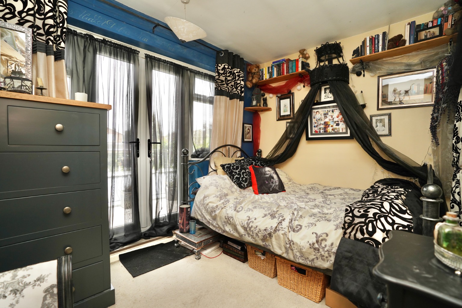 4 bed detached house for sale in St Marys Road, Huntingdon 11