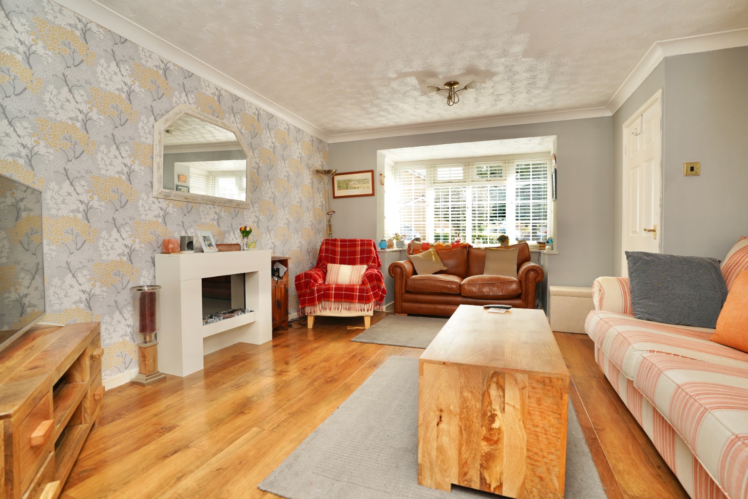 4 bed detached house for sale in Wertheim Way, Huntingdon 1