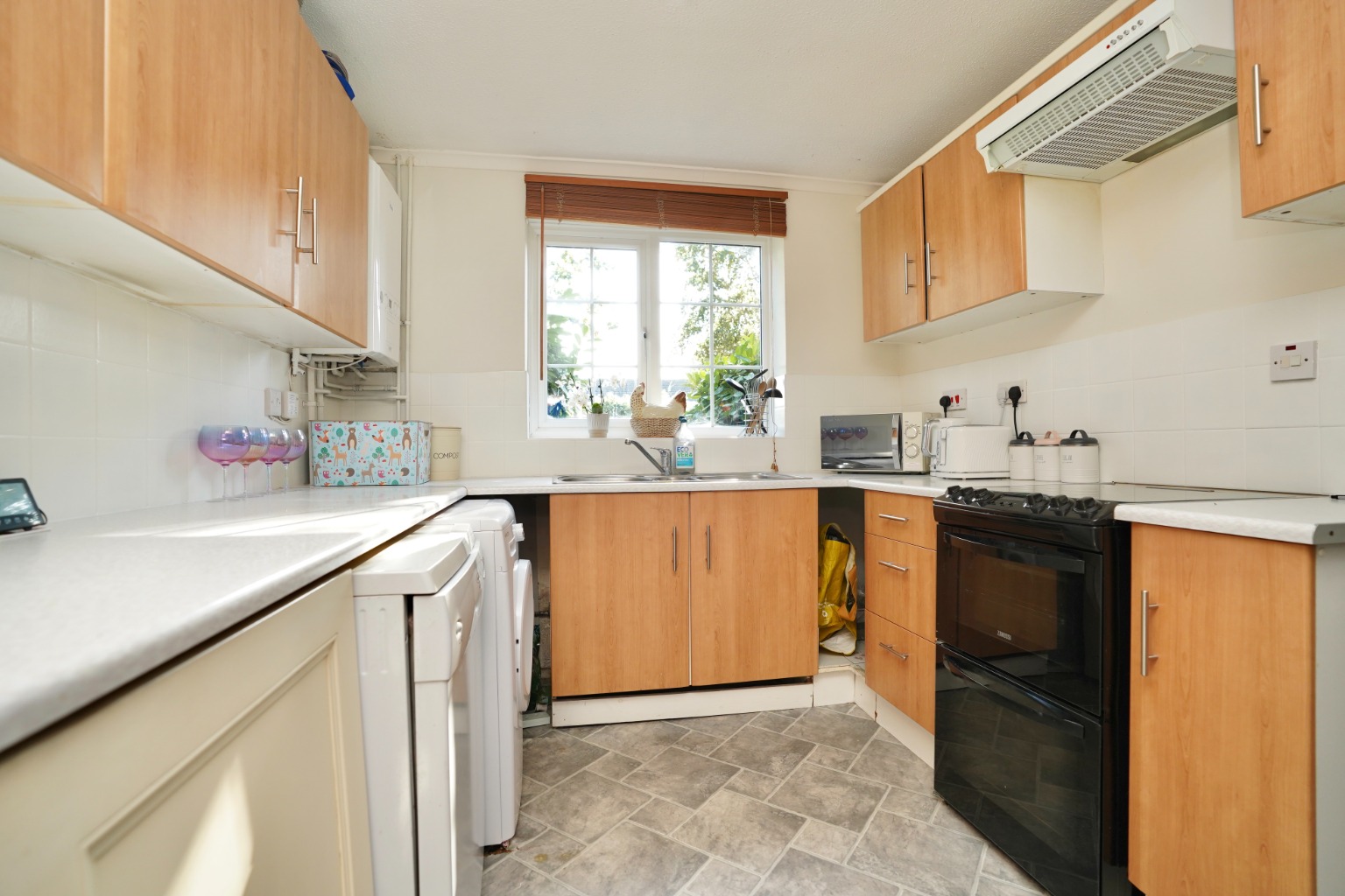 3 bed terraced house for sale in Forsythia Road, St Ives  - Property Image 12