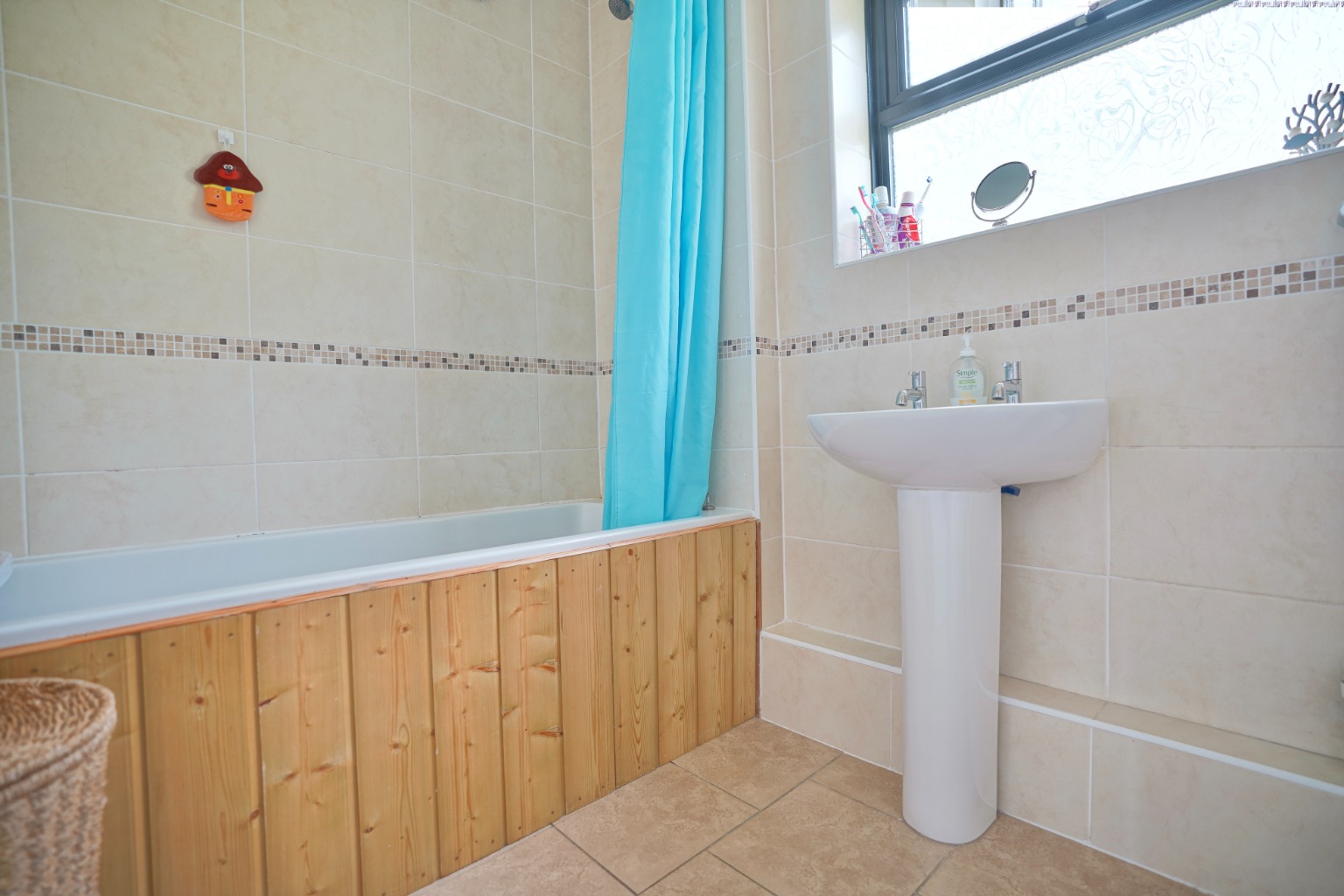 3 bed semi-detached house for sale in Ramsey Road, St Ives  - Property Image 14