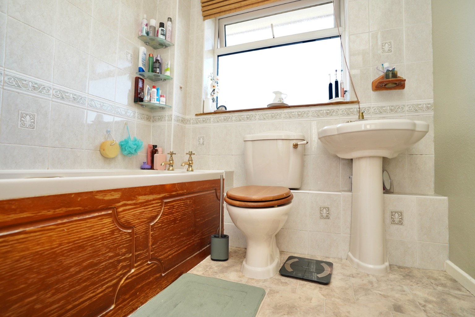 3 bed end of terrace house for sale in Prospero Way, Huntingdon  - Property Image 10