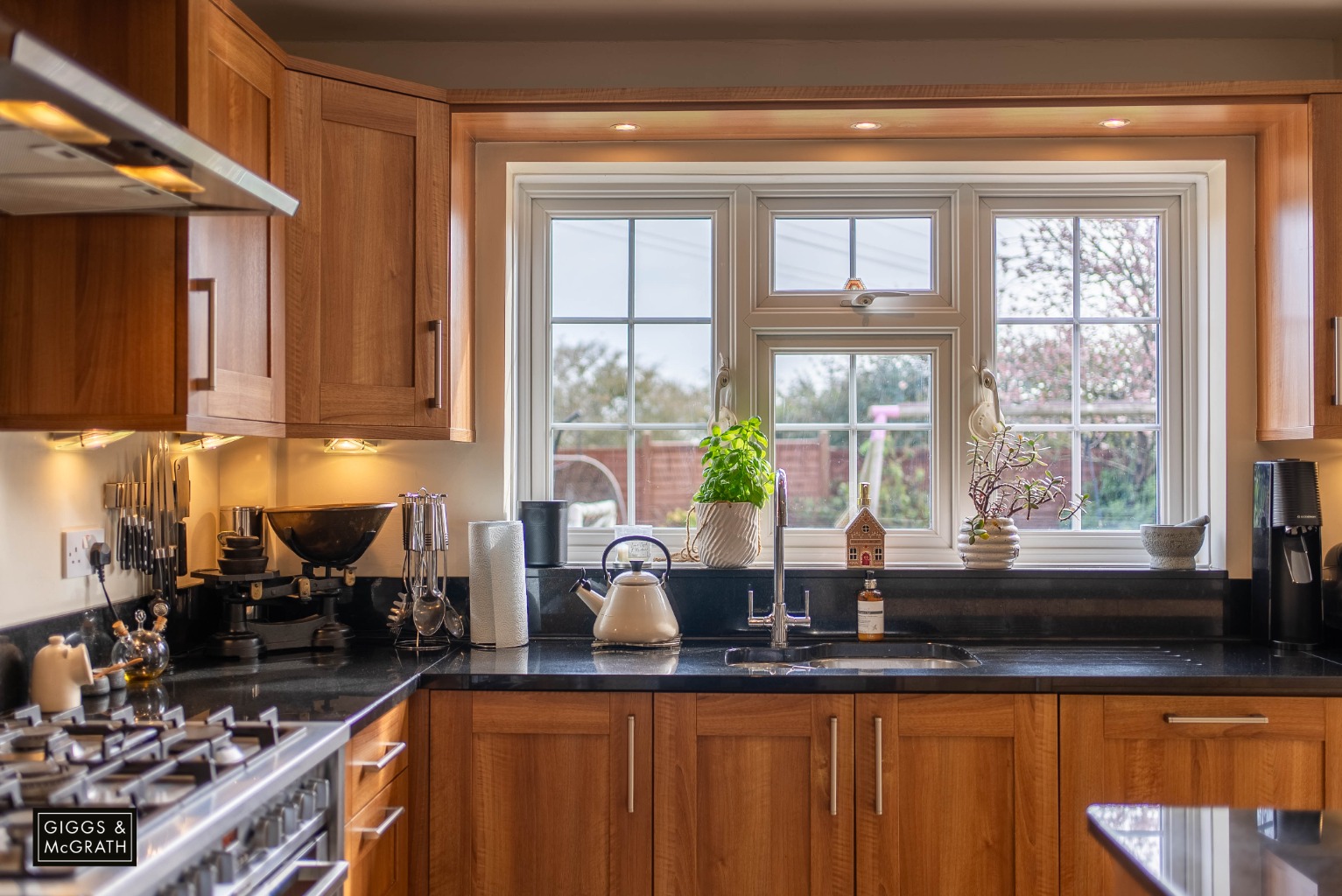 4 bed detached house for sale in Suffolk Close, St. Ives 8