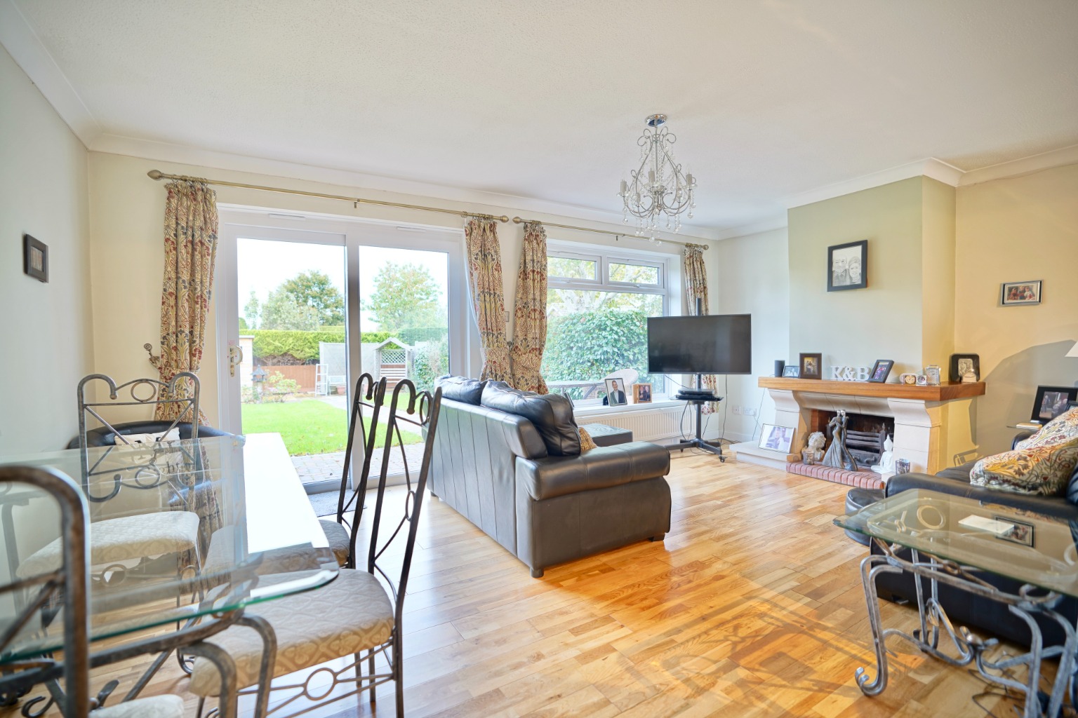 3 bed semi-detached bungalow for sale in Russett Avenue, St Ives  - Property Image 2