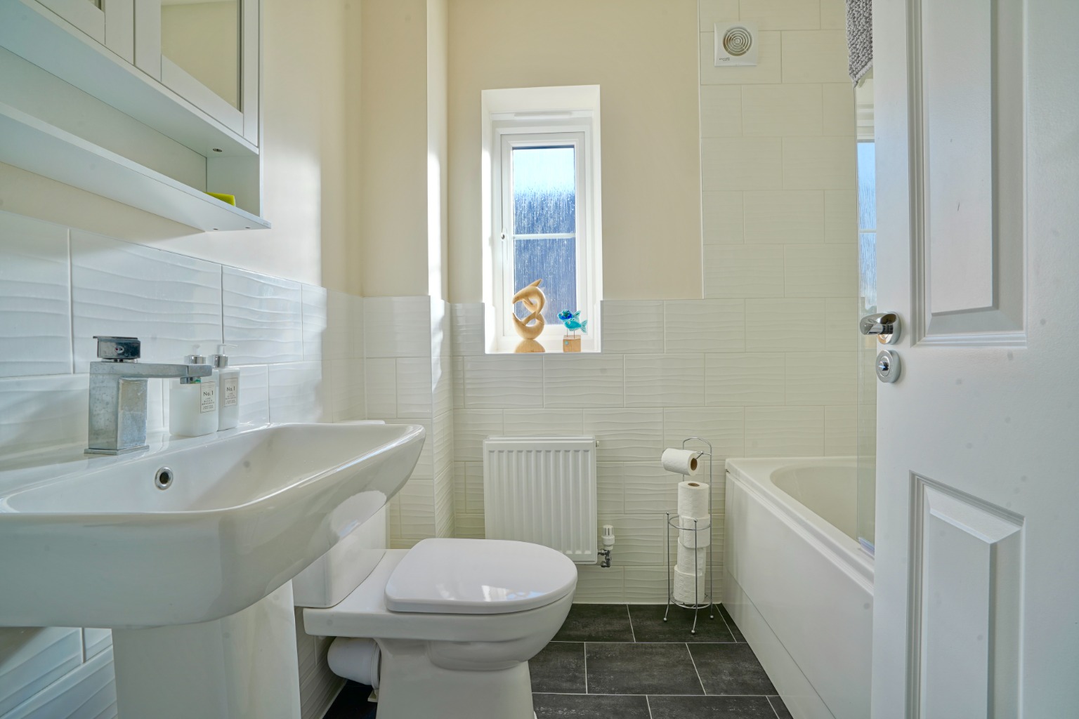 3 bed semi-detached house for sale in Gumcester Way, Huntingdon  - Property Image 11