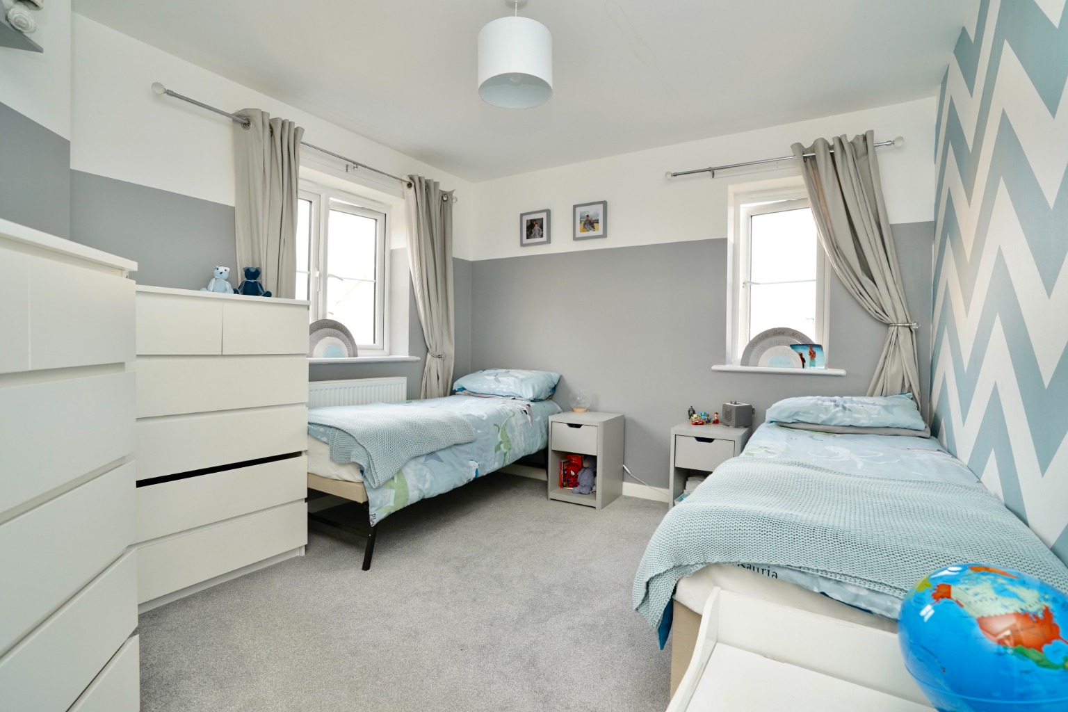 3 bed end of terrace house for sale in Gardener Crescent, Huntingdon 8