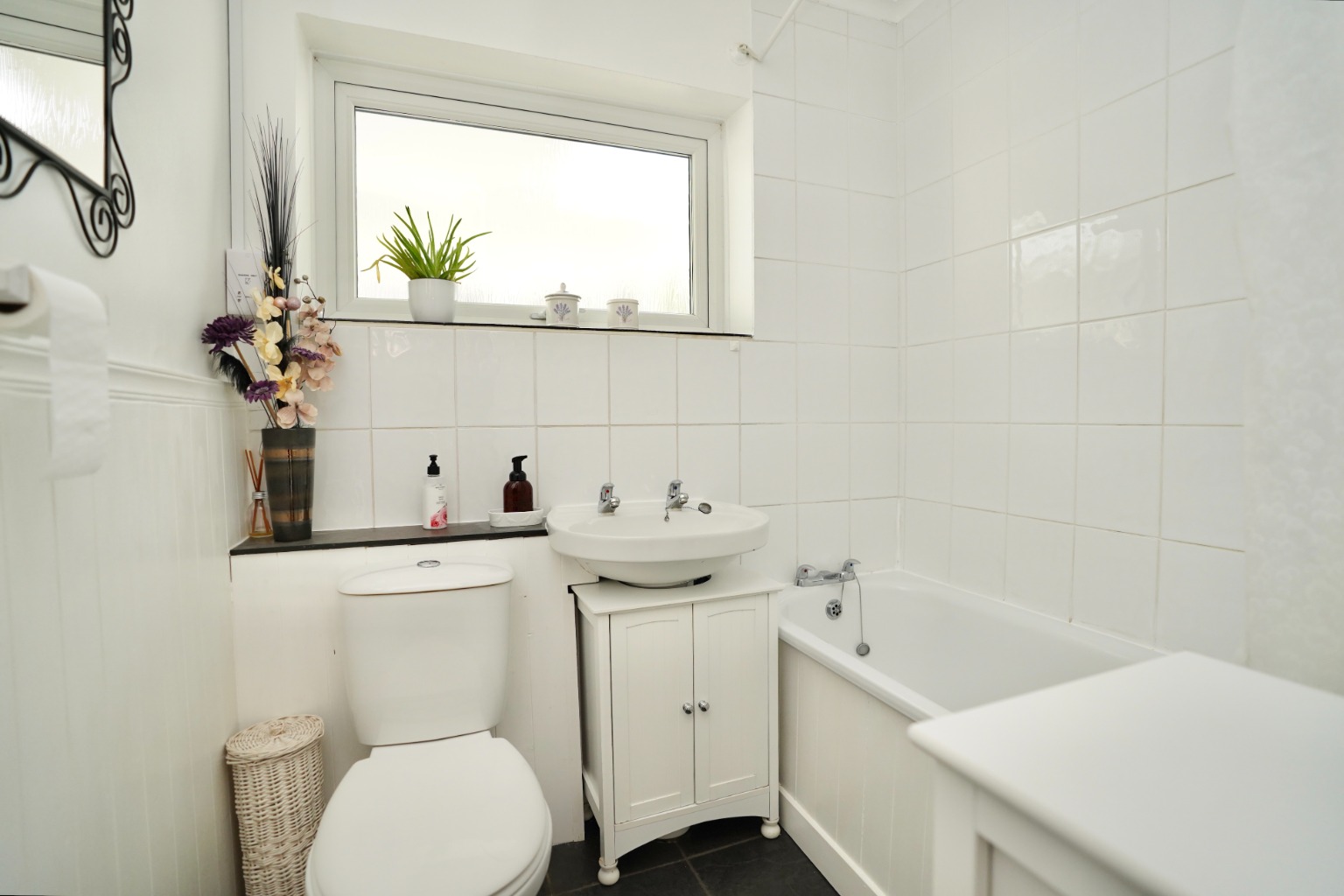 2 bed bungalow for sale in Headlands, Huntingdon 11