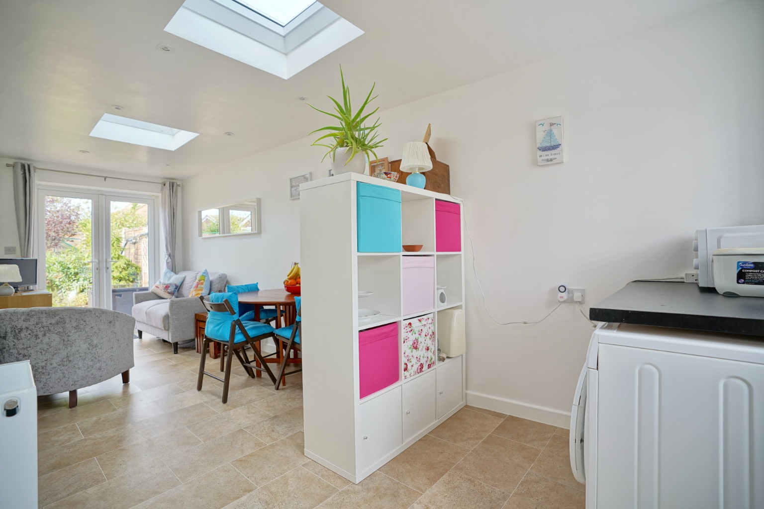 2 bed bungalow for sale in Headlands, Huntingdon 6