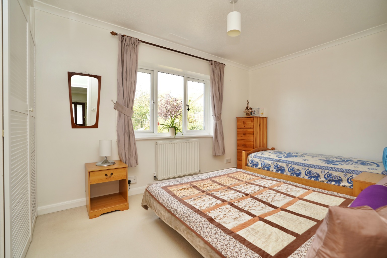 2 bed bungalow for sale in Headlands, Huntingdon 10