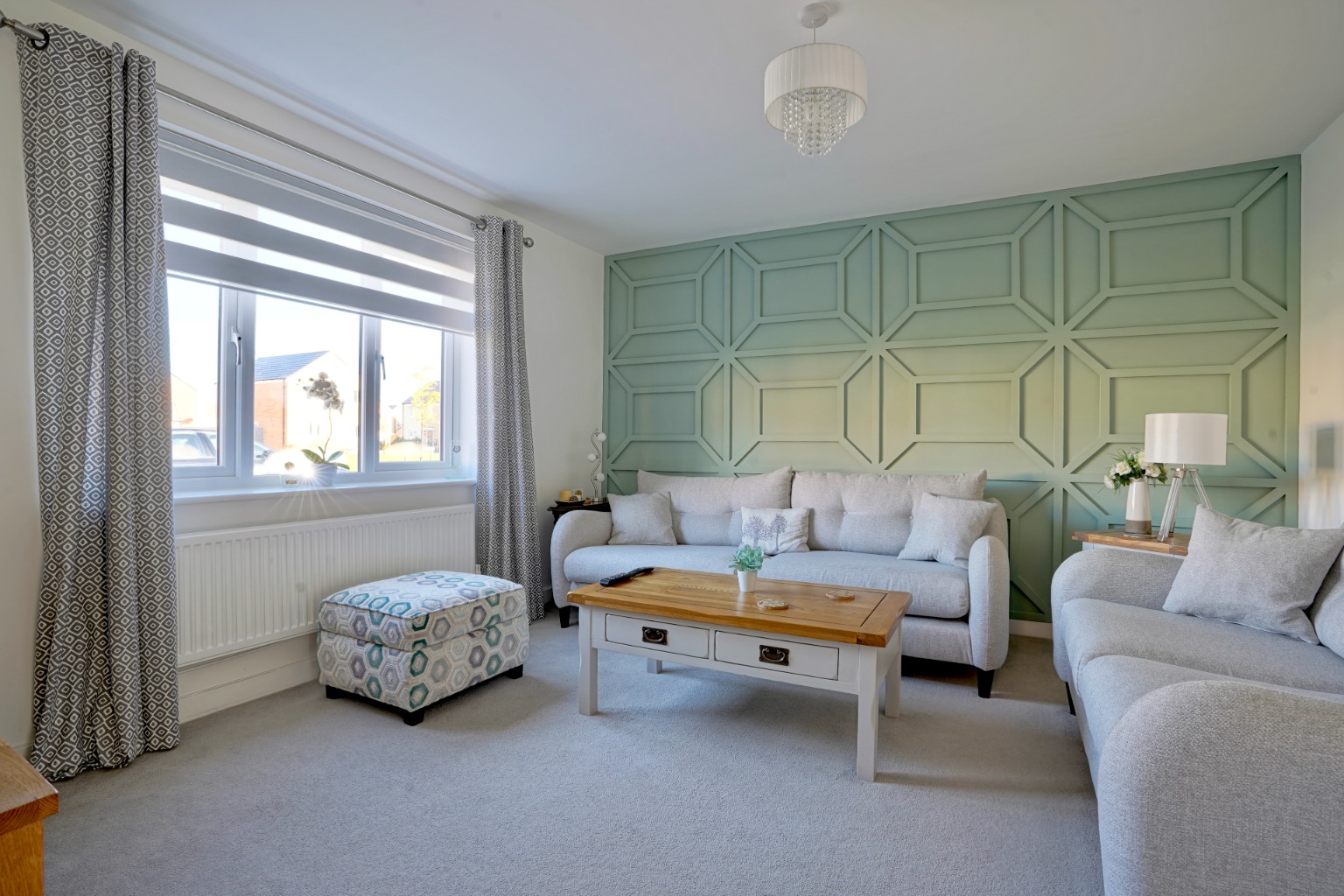 3 bed detached house for sale in Bloomfield Drive, Huntingdon, PE29