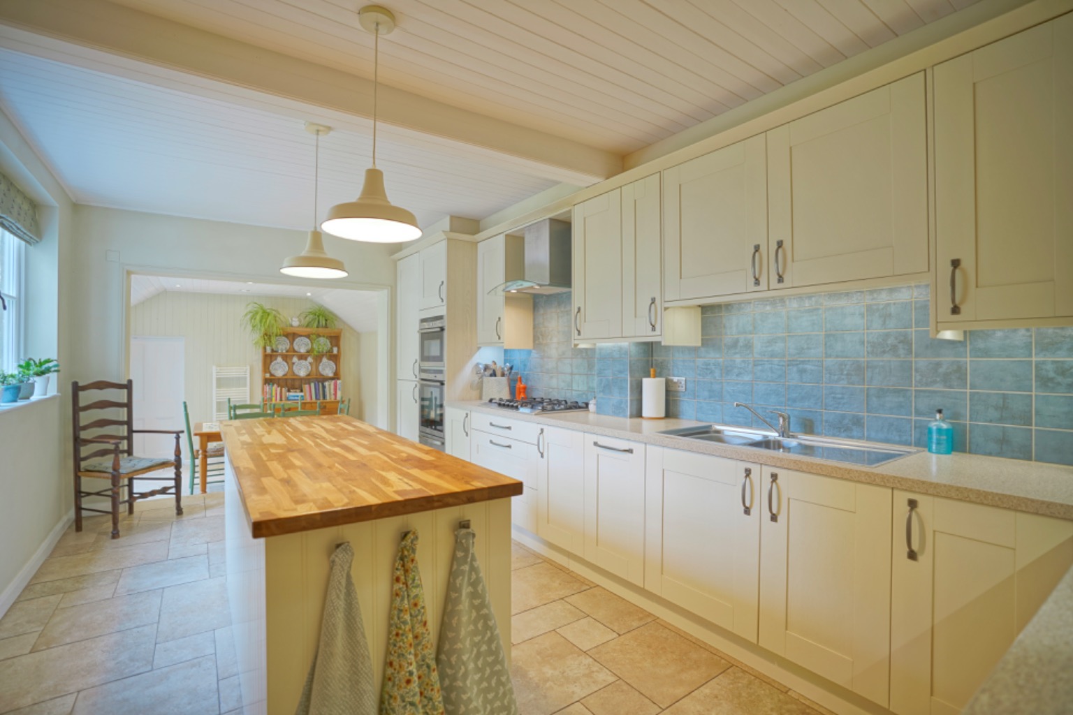 5 bed detached house for sale in New Road, Chatteris 4