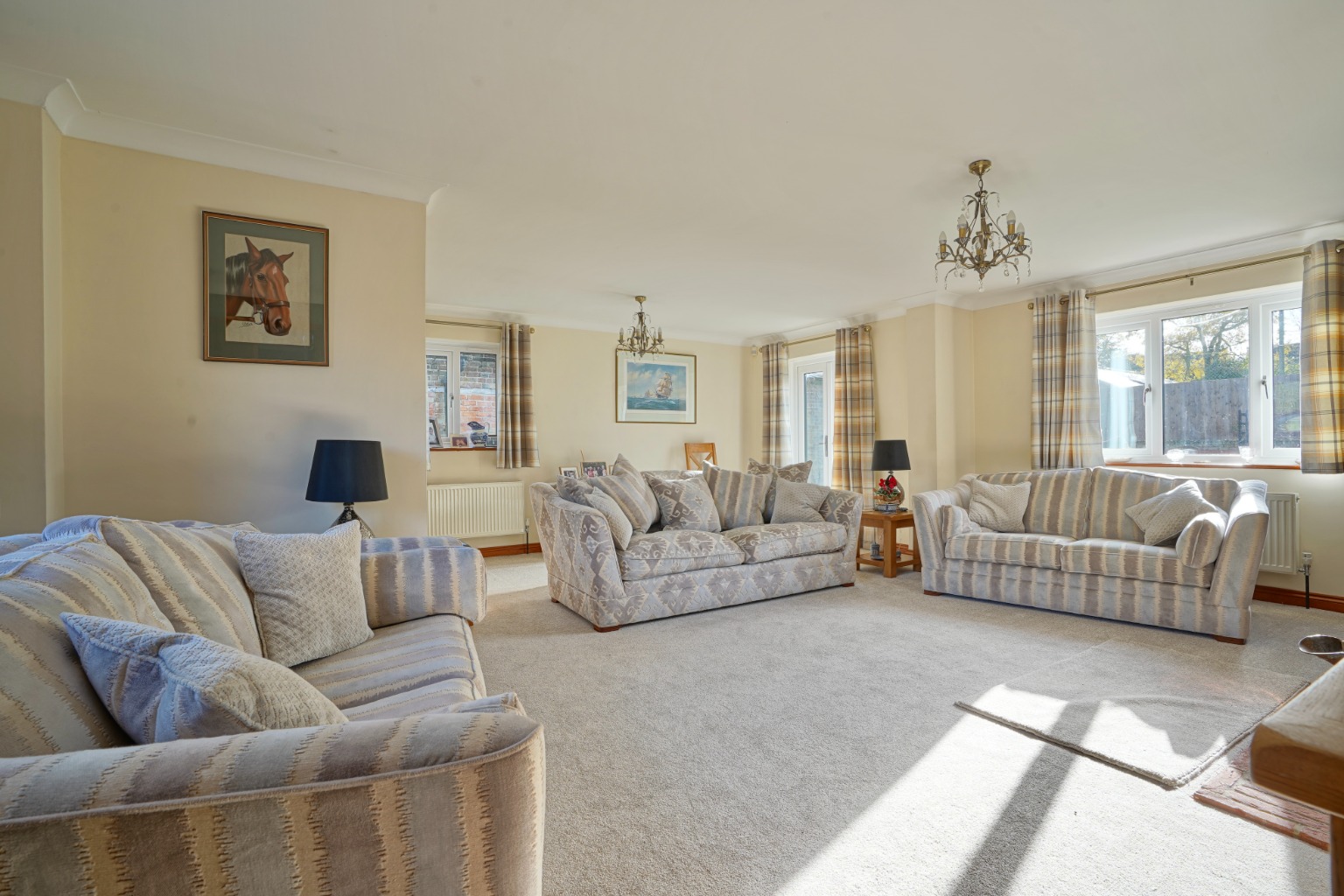 4 bed detached house for sale in Thrapston Road, Huntingdon 3