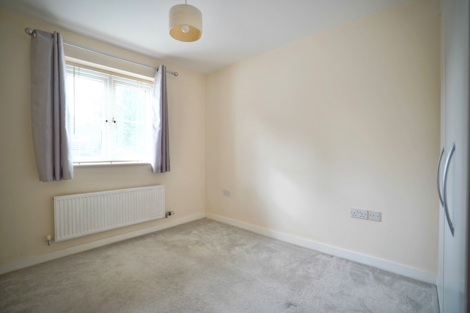 2 bed ground floor flat for sale in North Lodge Drive, Cambridge  - Property Image 7