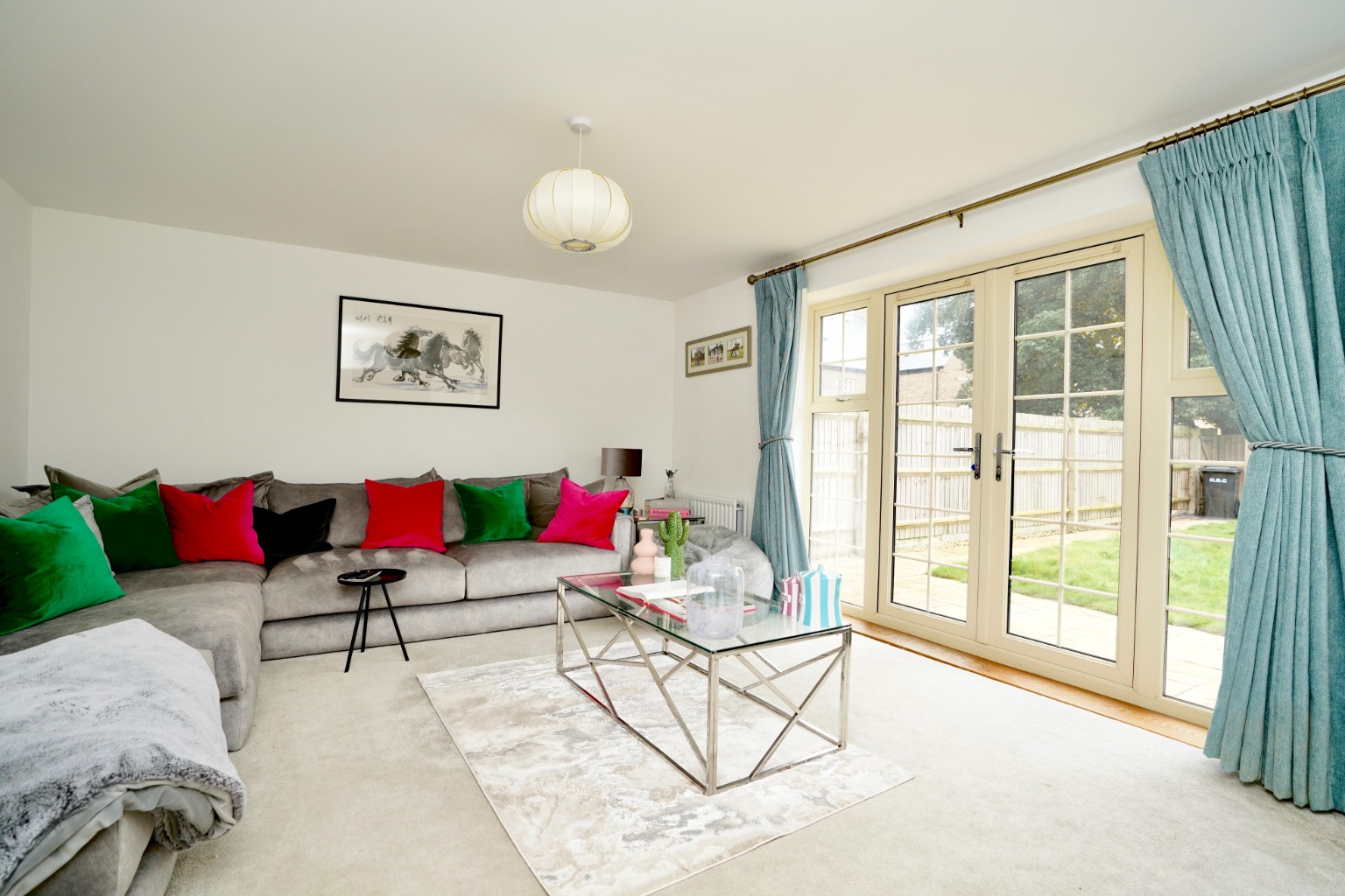 3 bed terraced house for sale in Central Avenue, Huntingdon  - Property Image 4