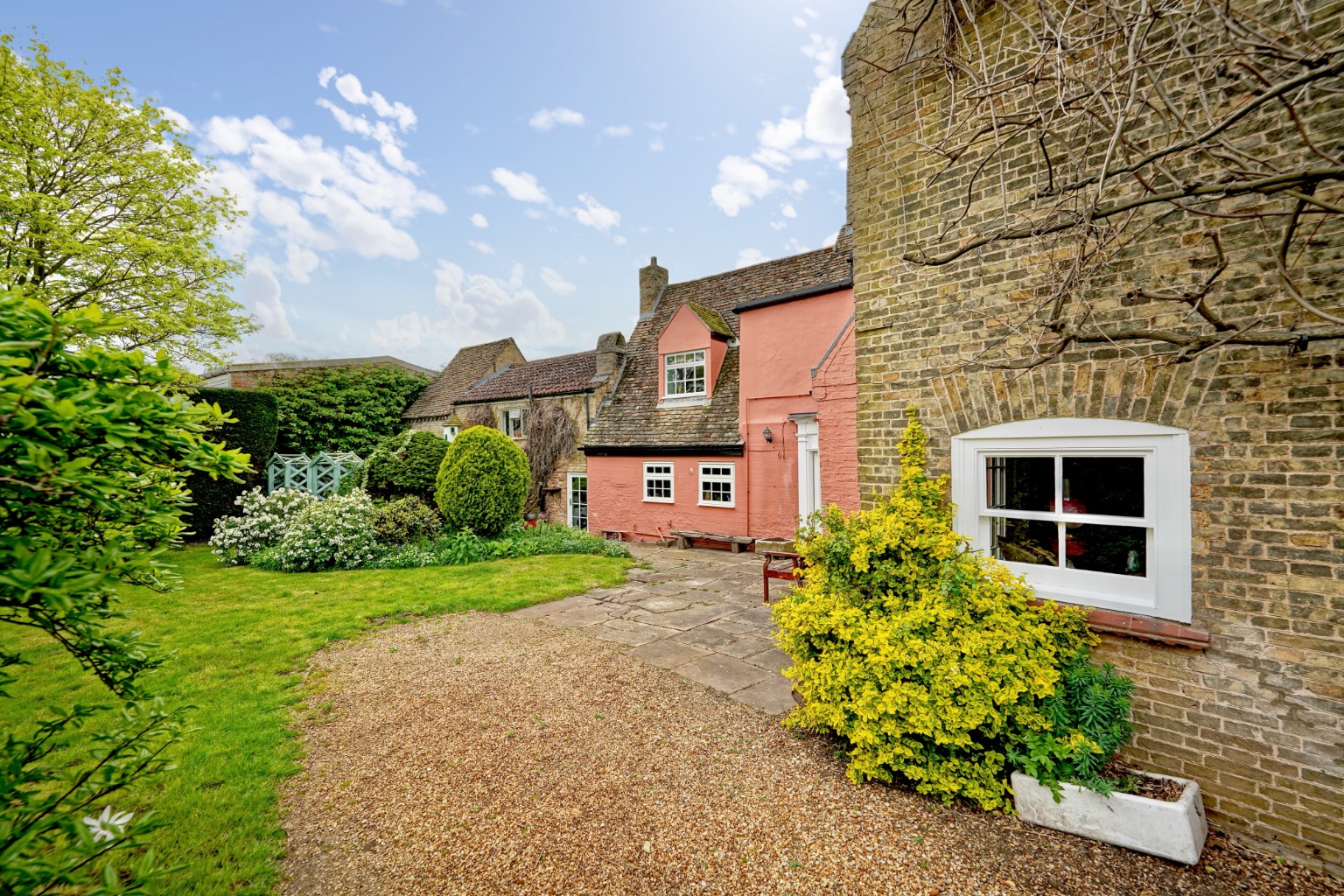 4 bed semi-detached house for sale in High Street, Huntingdon 25