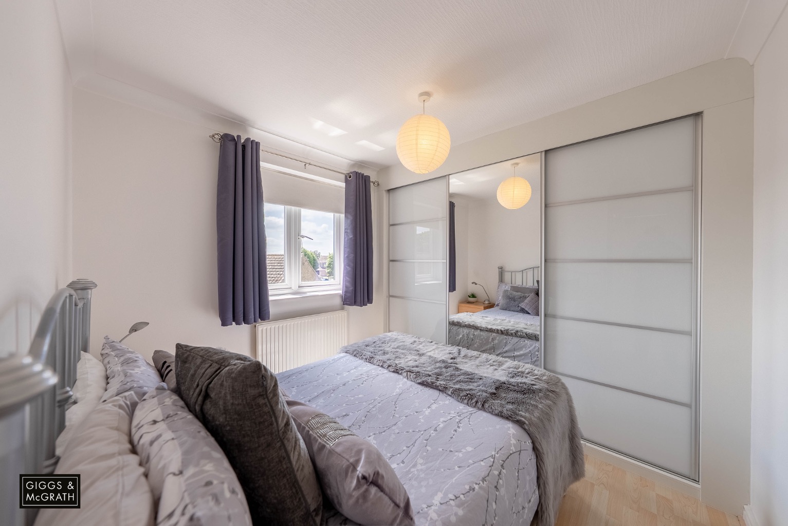 3 bed link detached house for sale in Hillfield, Huntingdon 10