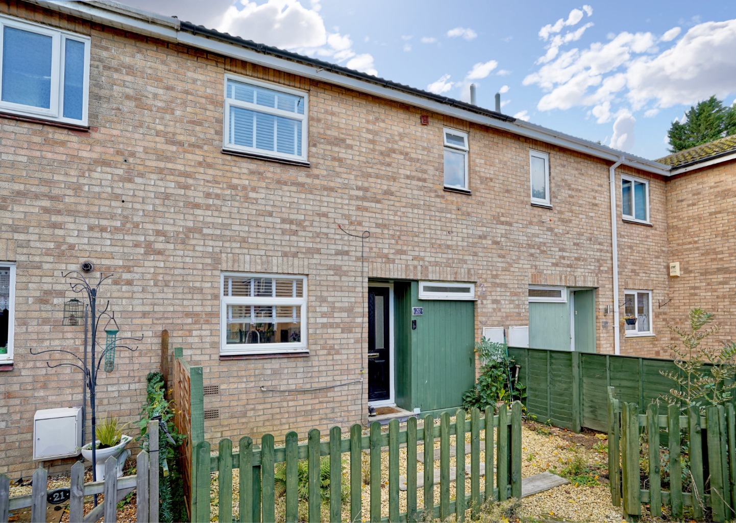 3 bed terraced house for sale in Merton Walk, Huntingdon 13