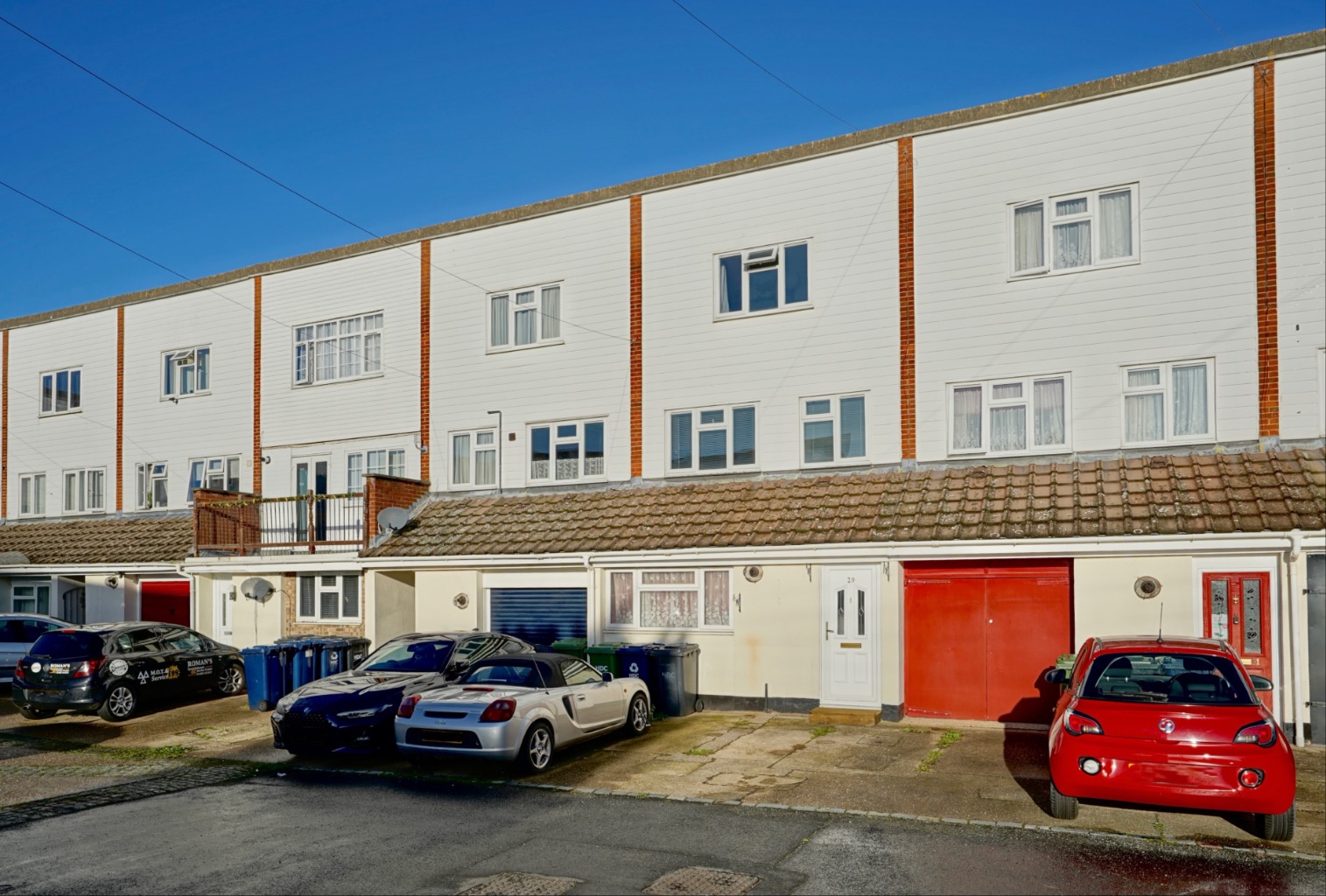 3 bed terraced house for sale in Nene Road, Huntingdon 3