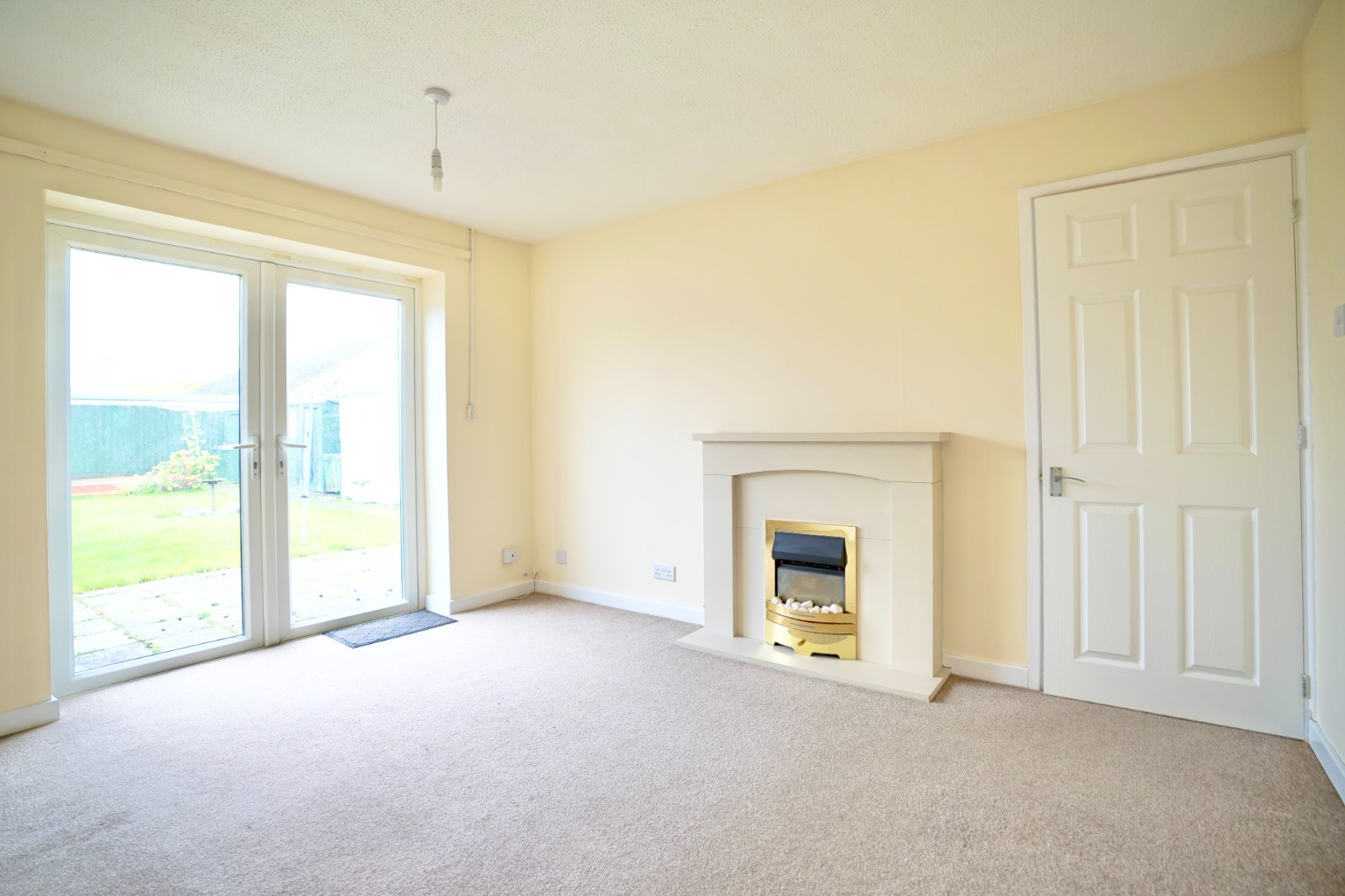 2 bed semi-detached bungalow for sale in Ashton Close, St. Ives 1