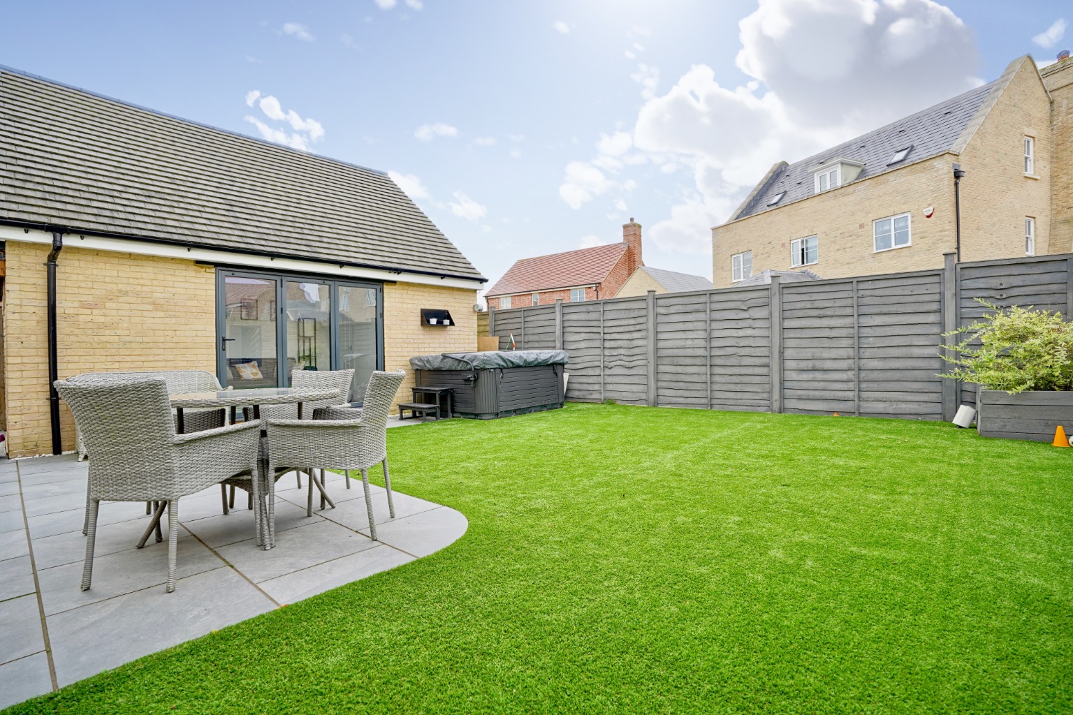 4 bed link detached house for sale in Horsfall Road, Cambridgeshire 14