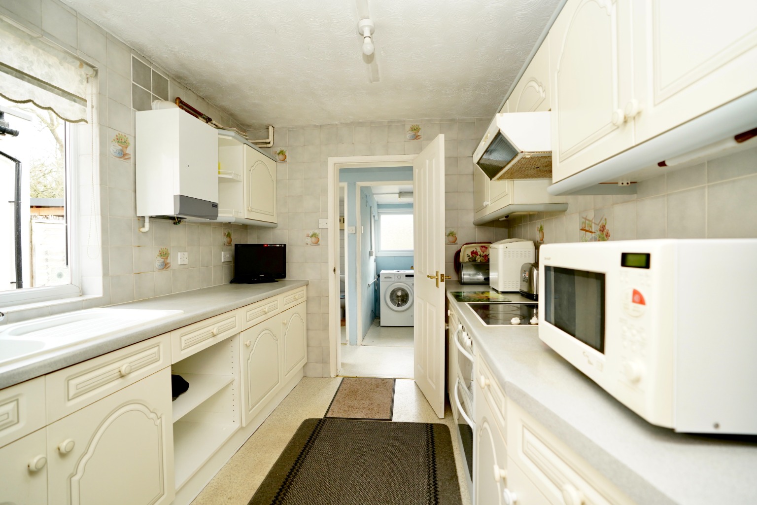 3 bed semi-detached house for sale in Buckden Road, Huntingdon 3