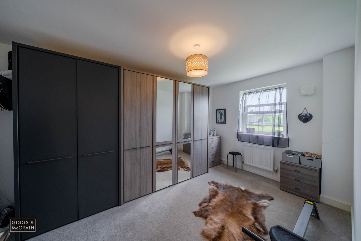 4 bed end of terrace house for sale in Central Avenue, Cambridgeshire 13
